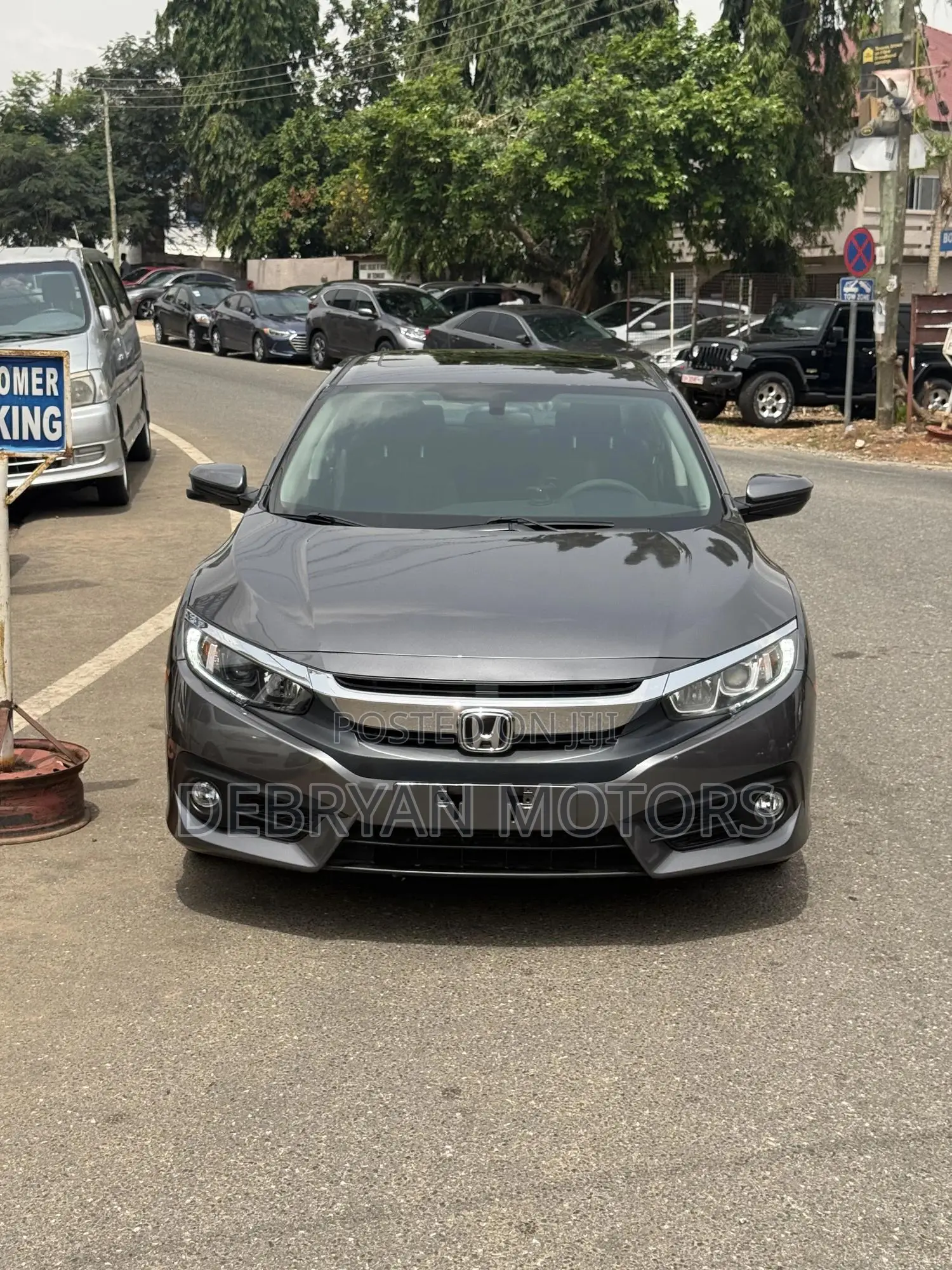 Honda Civic EX 4dr Sedan (1.5L 4cyl) 2016 Gray