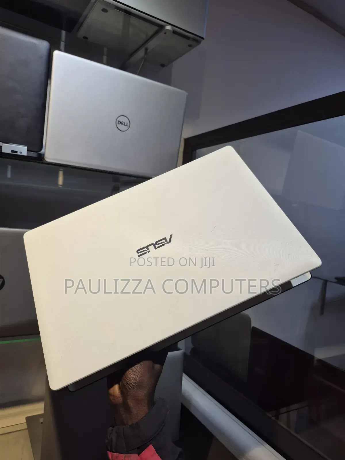 Laptop Asus A42DE 8GB Intel Core i5 HDD+SSD 500GB