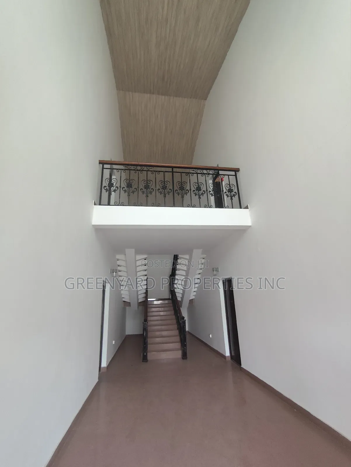 12bdrm House in House, East Legon for rent