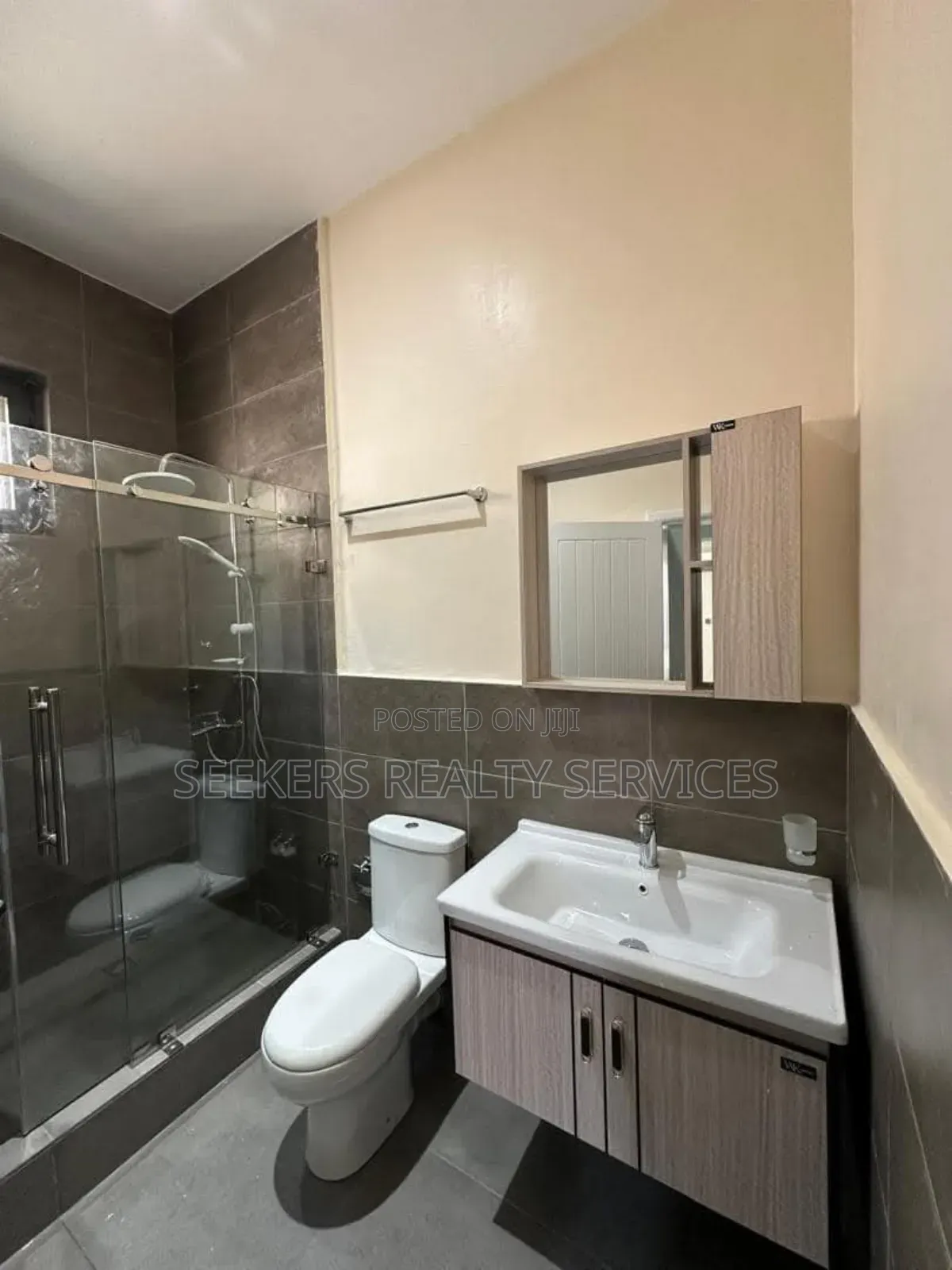 4bdrm House in Seekers Realty, Accra Metropolitan for sale
