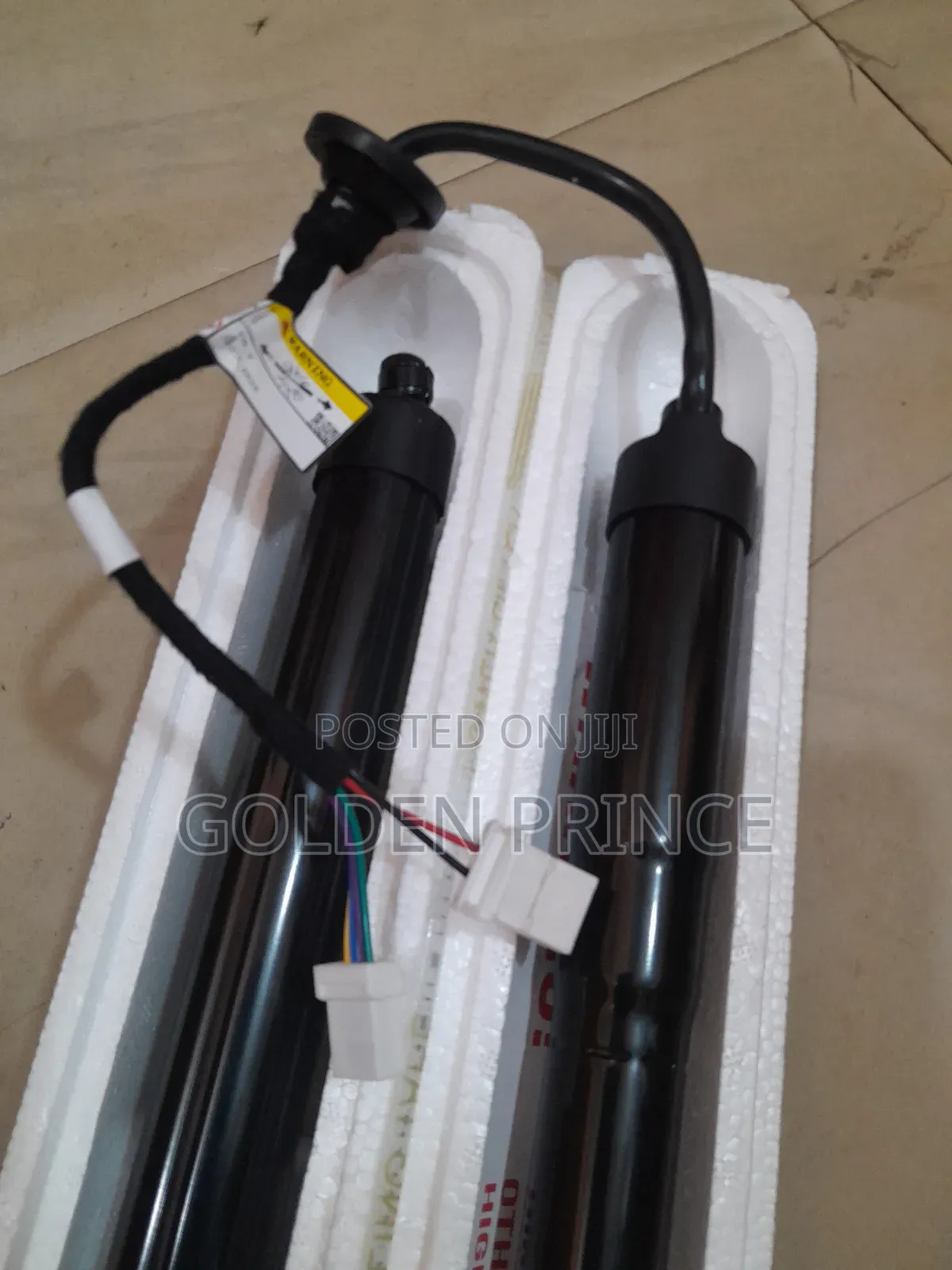 Cr-v 2017-2022 Electronic Boot Shocks