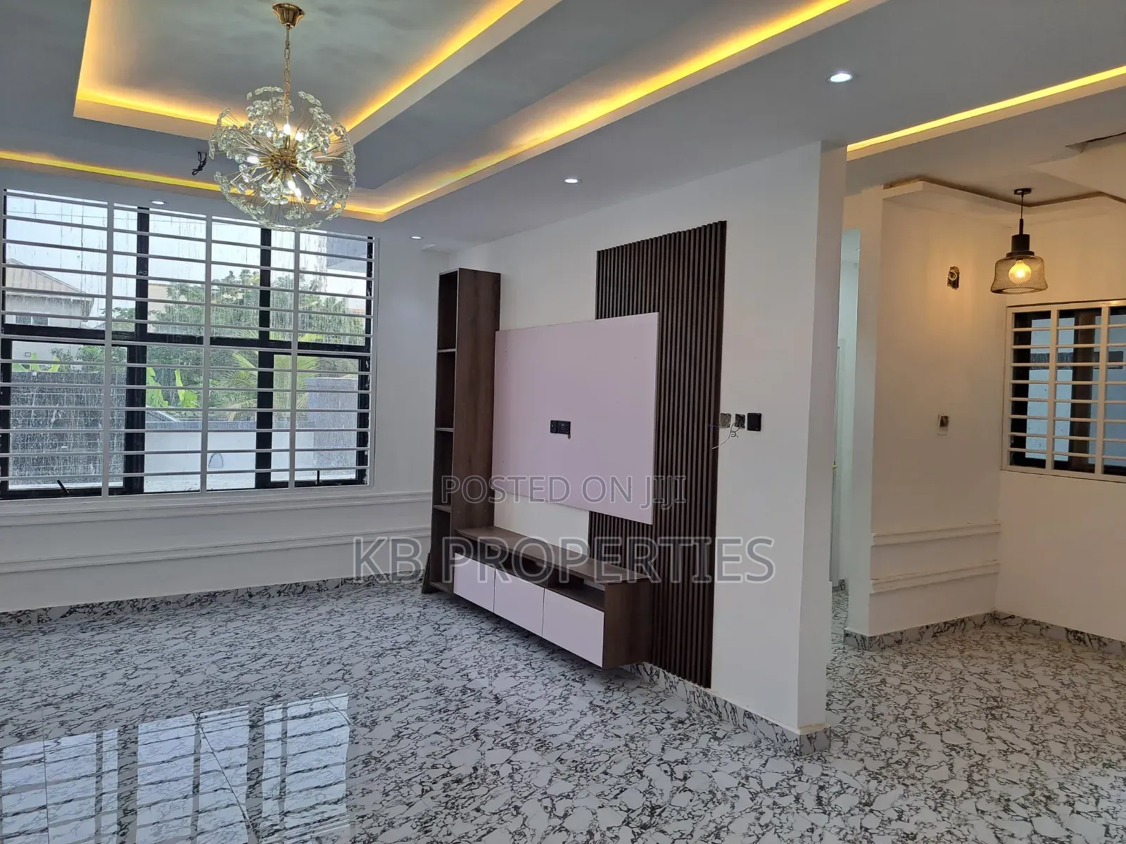 6bdrm House in Kb Properties, Spintex for rent