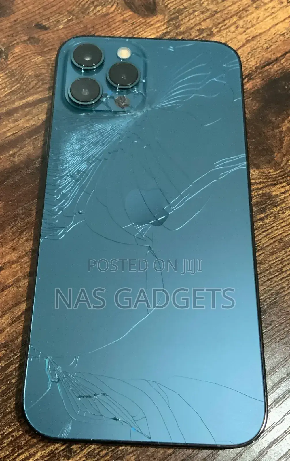 We Sell the Original Screen at a Good Price and Fix as Well