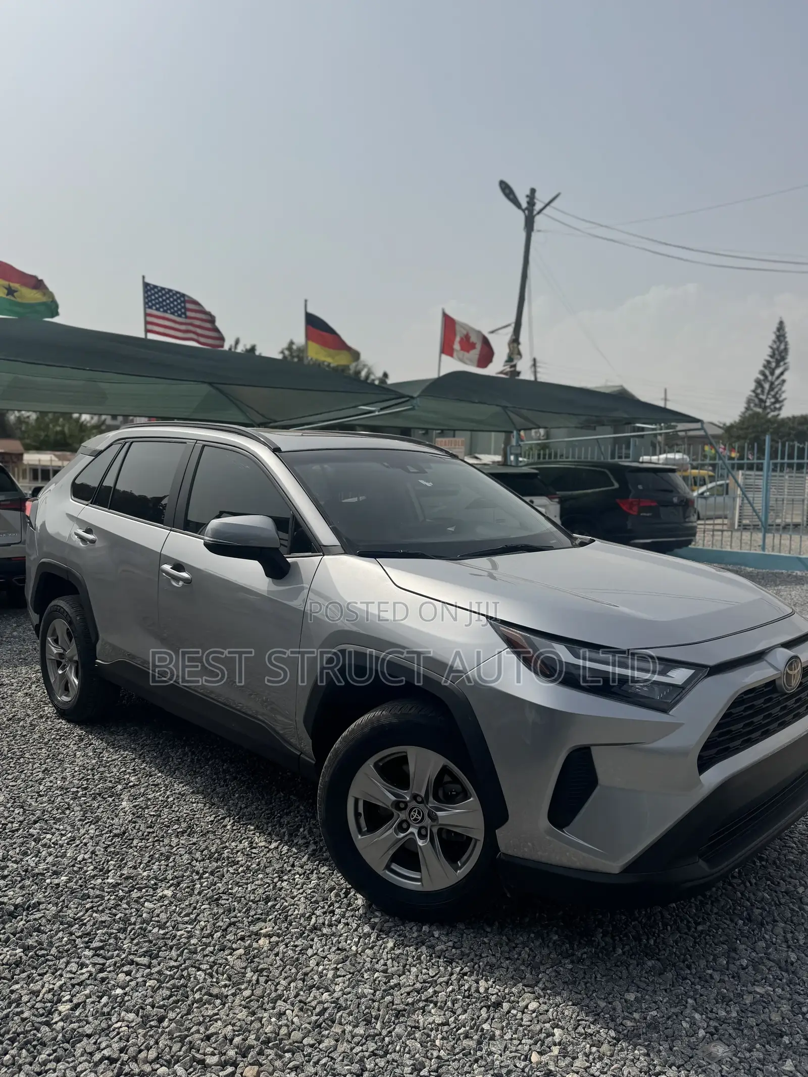 Toyota RAV4 XLE FWD 2023 Gray