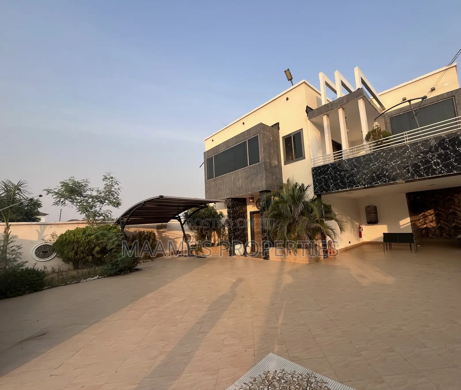 5bdrm Duplex in East Legon for rent