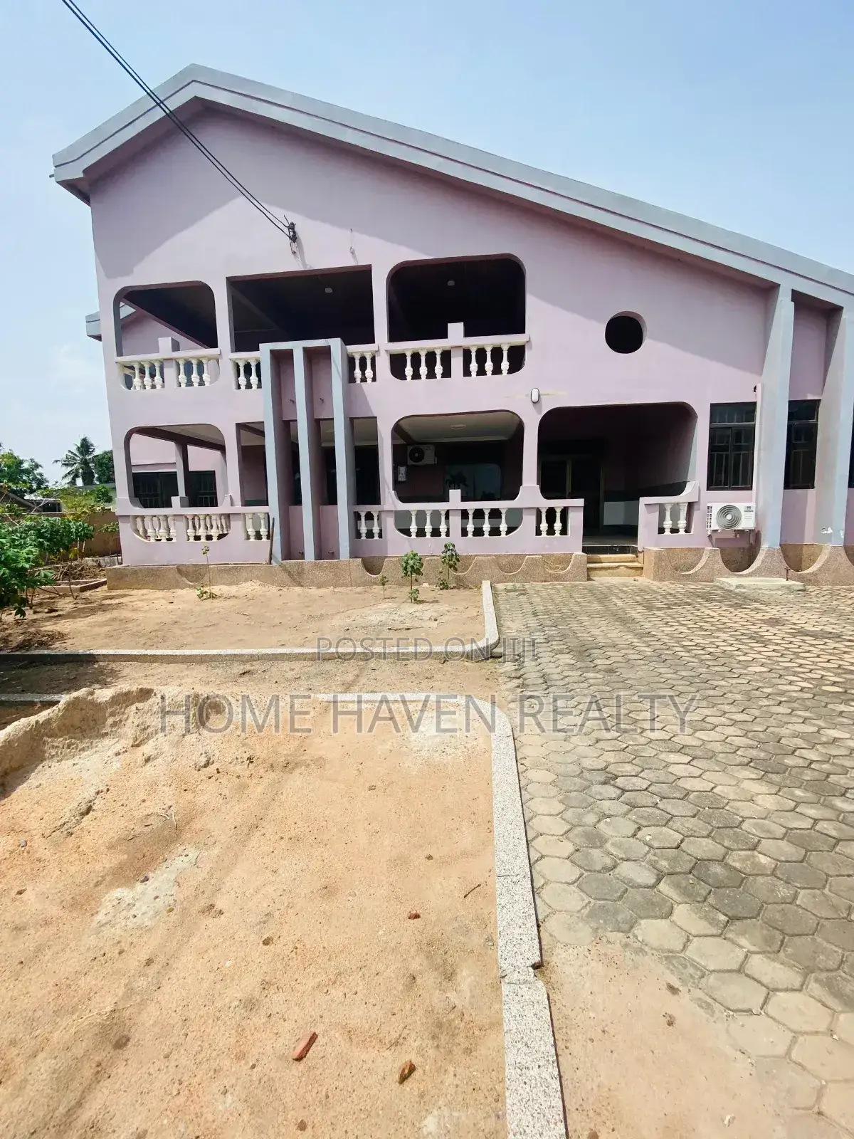 7bdrm House in Westland for rent