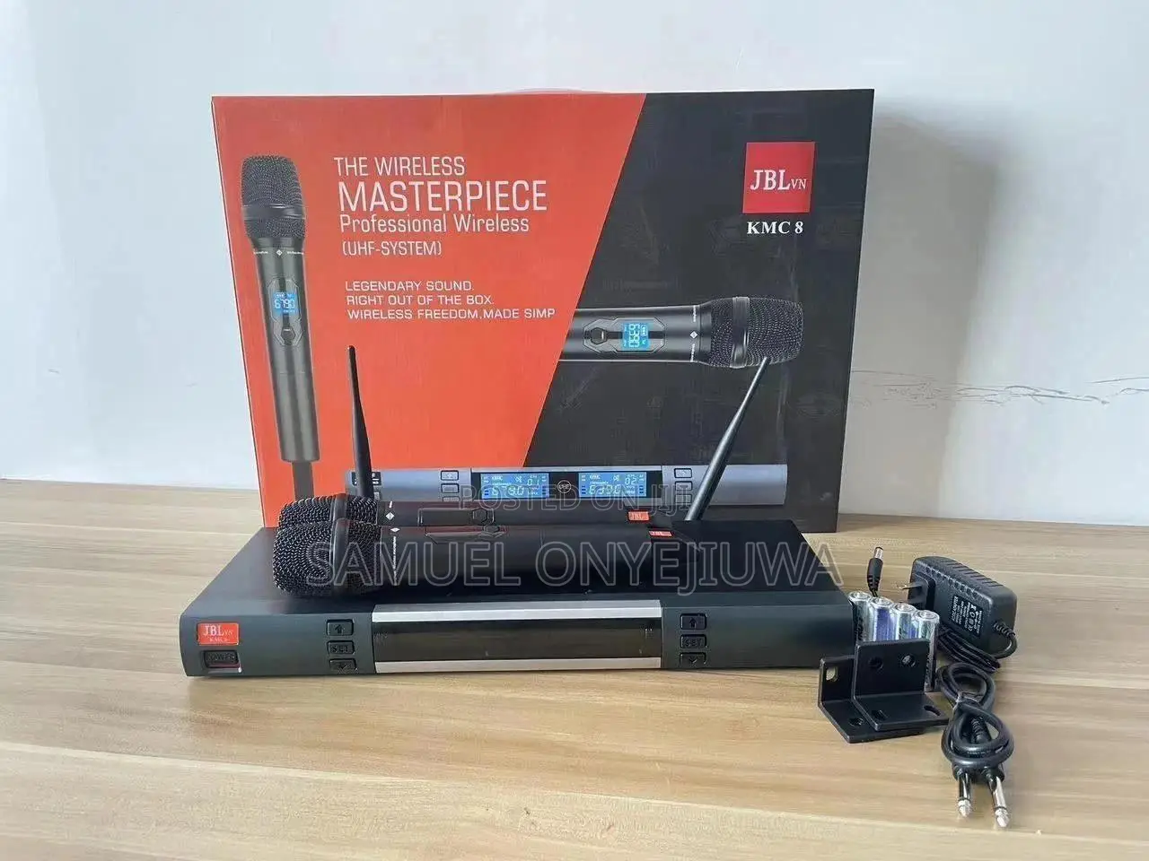 JBL Wireless Microphone Kmc8