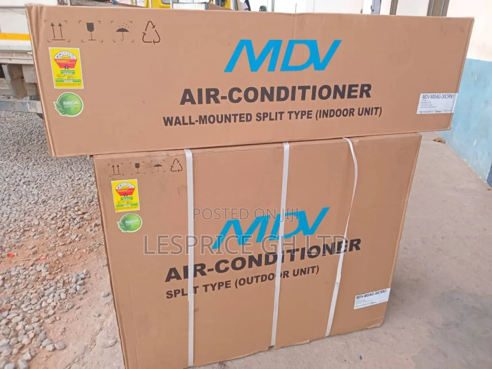 With Remote Control: MDV Split Ac