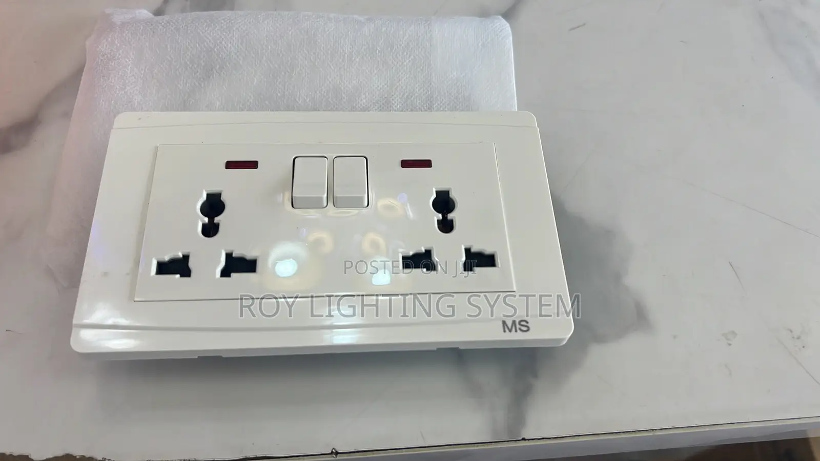 Ms Double Socket White