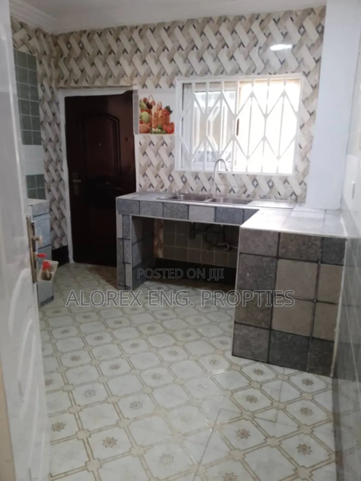 2bdrm House in Self Compound, Oyarifa for rent