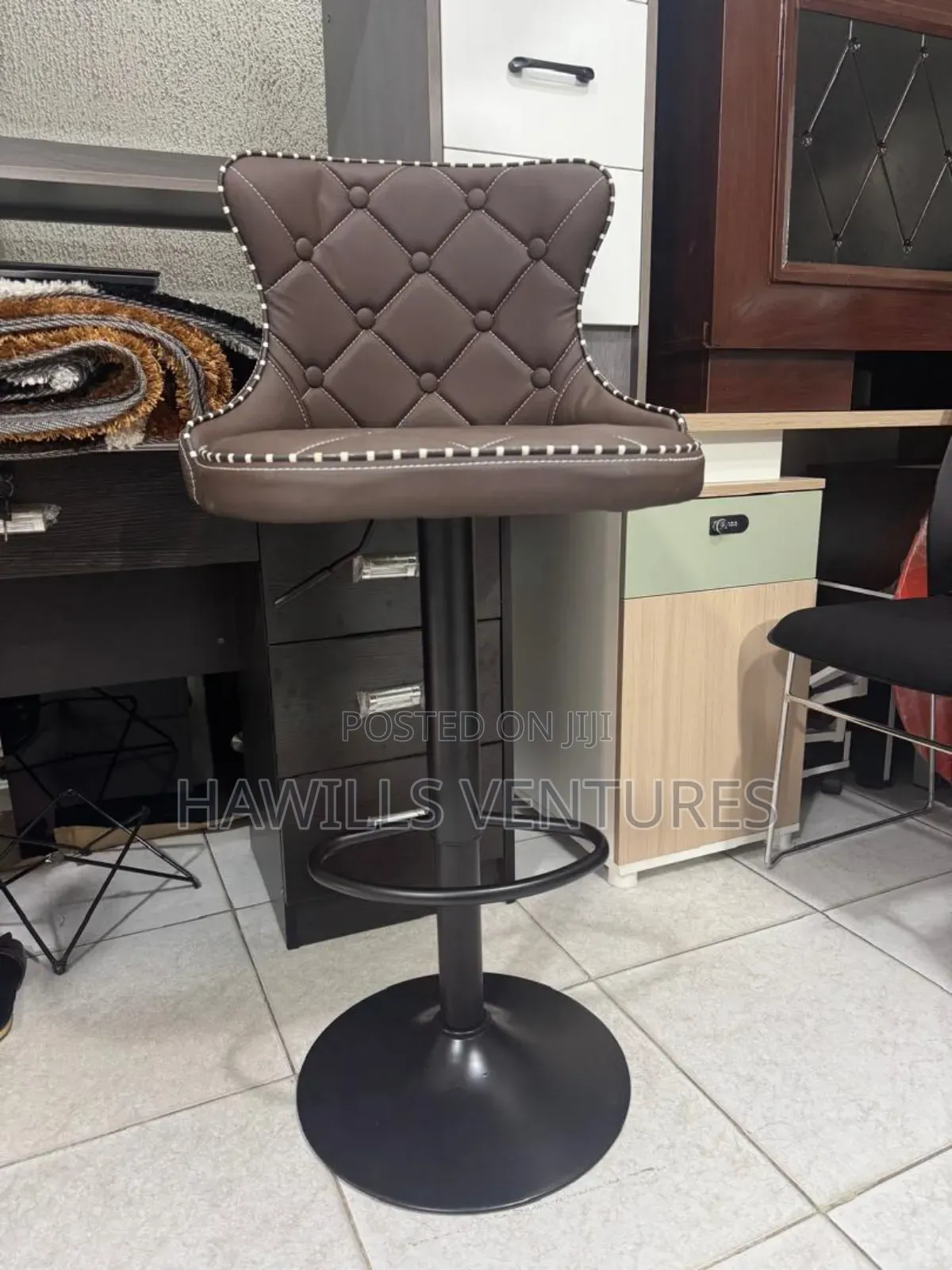 High Stool Seat.