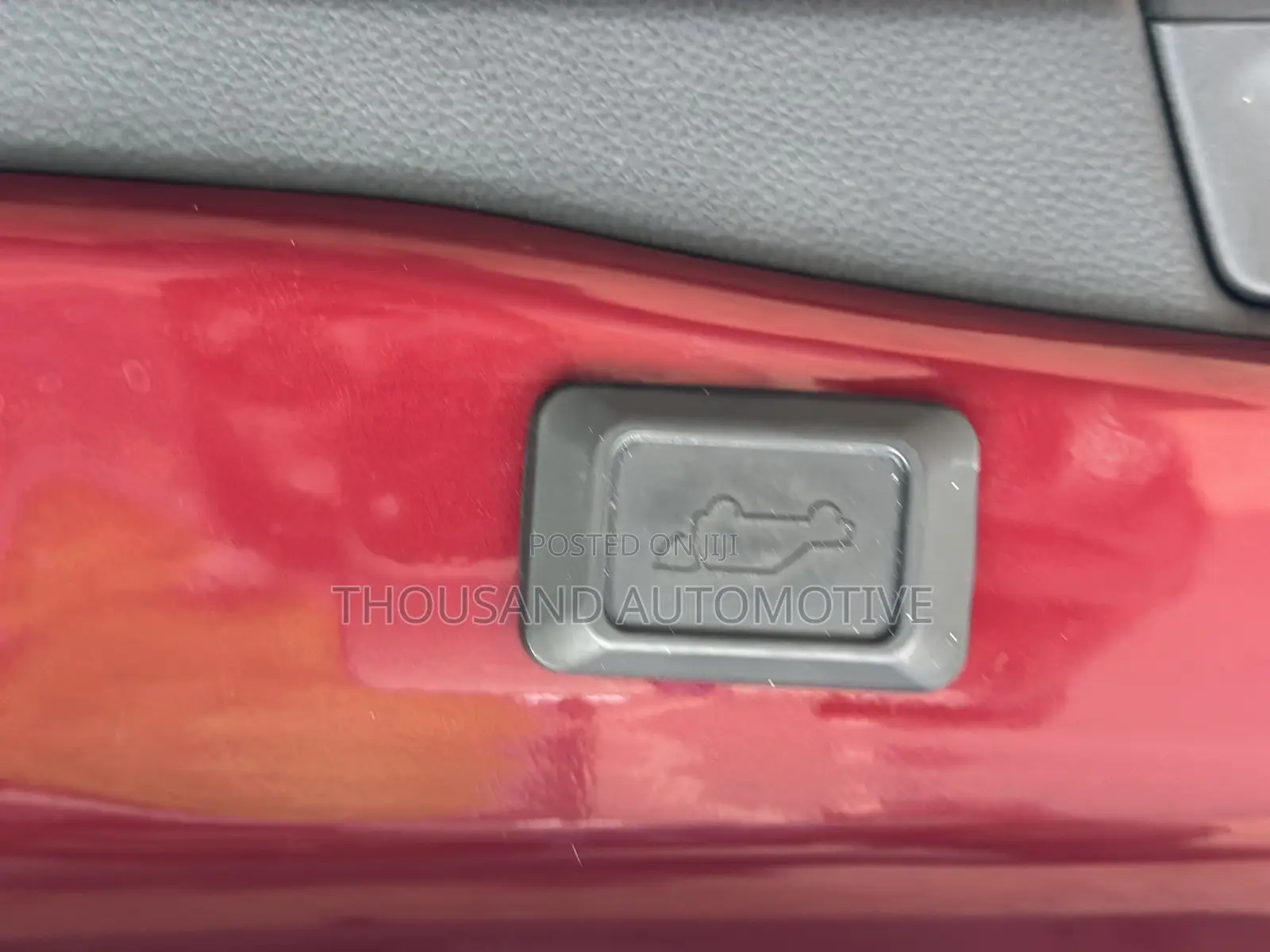 Toyota RAV4 2021 Red