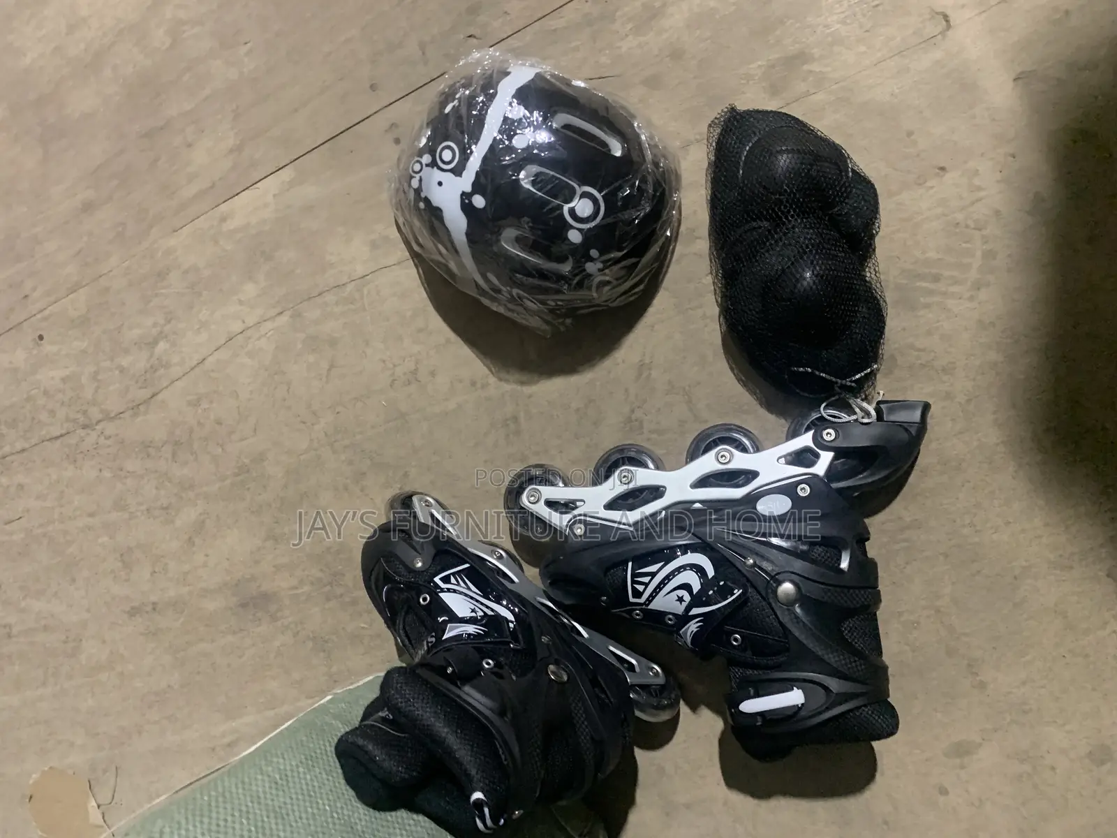 Roller Skate Set