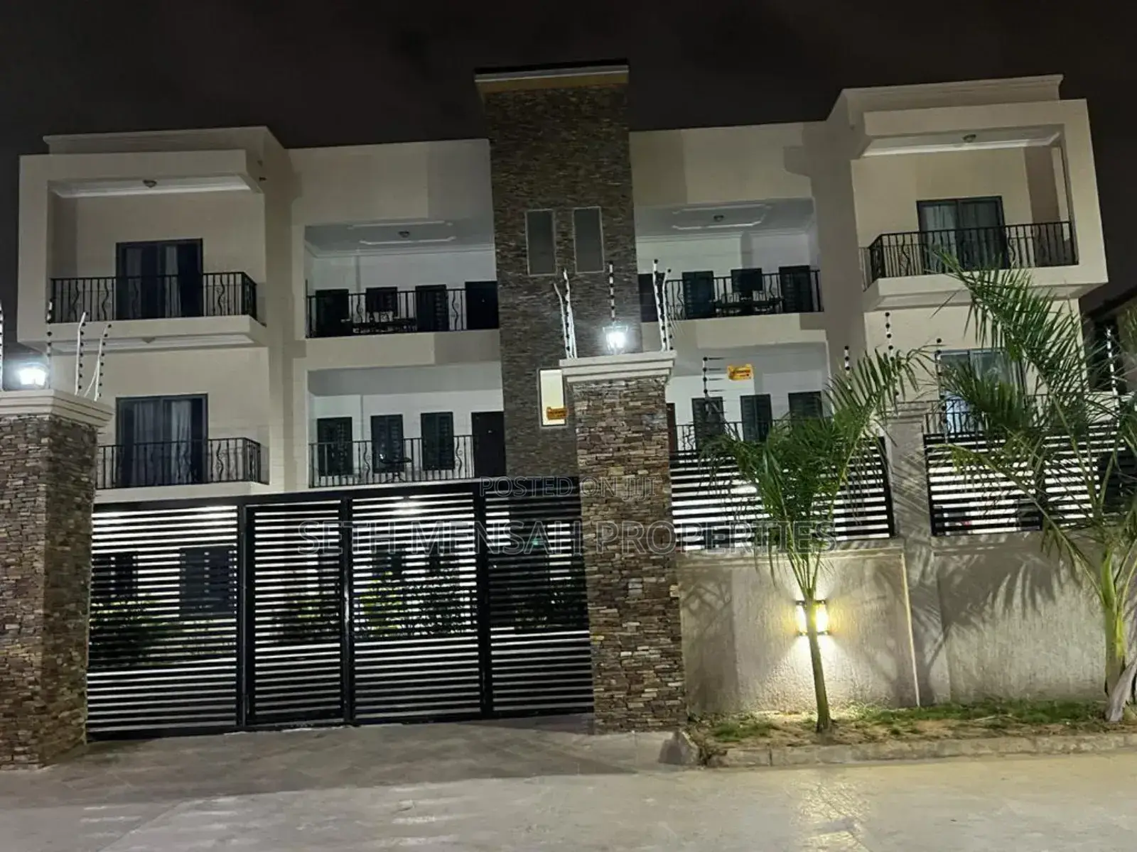 Furnished 2bdrm Apartment in Skm Properties, East Legon for rent
