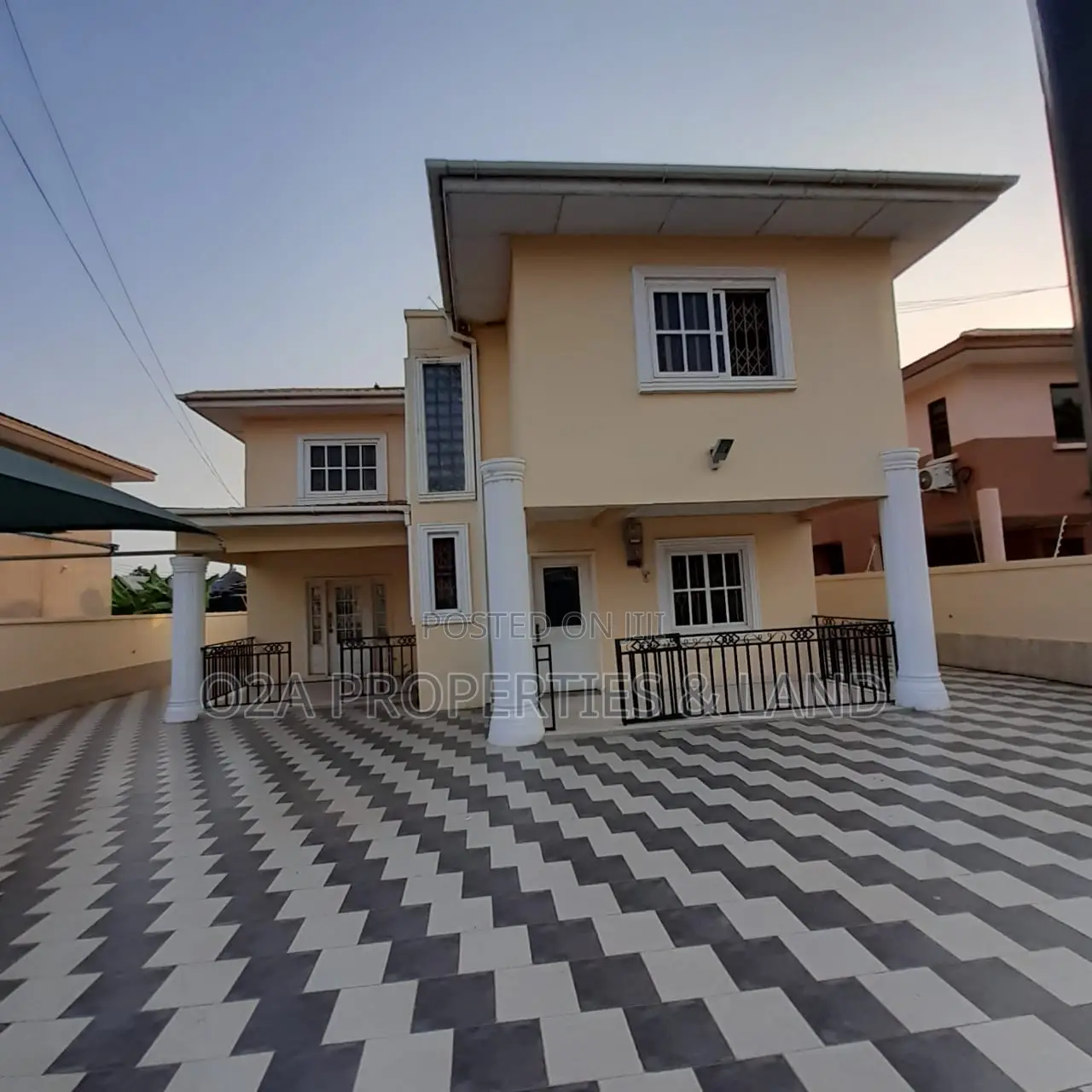 4bdrm House in Spintex, Baatsona Total for rent