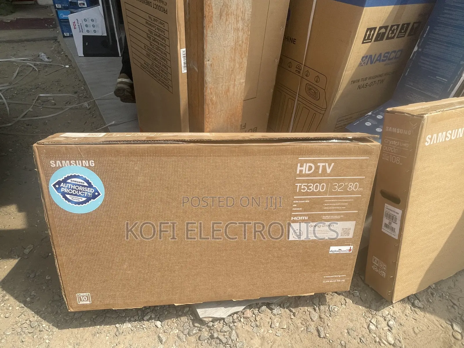 New 32" Flat Full HD TV N5000 Series 5