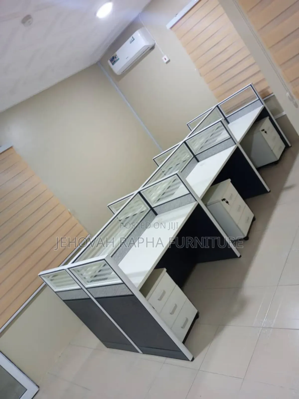 Face to Face Workstation