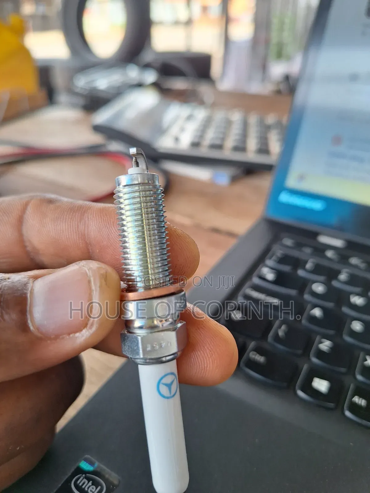 Mercedes Benz Spark Plugs - Ngk(Original) A2701590700