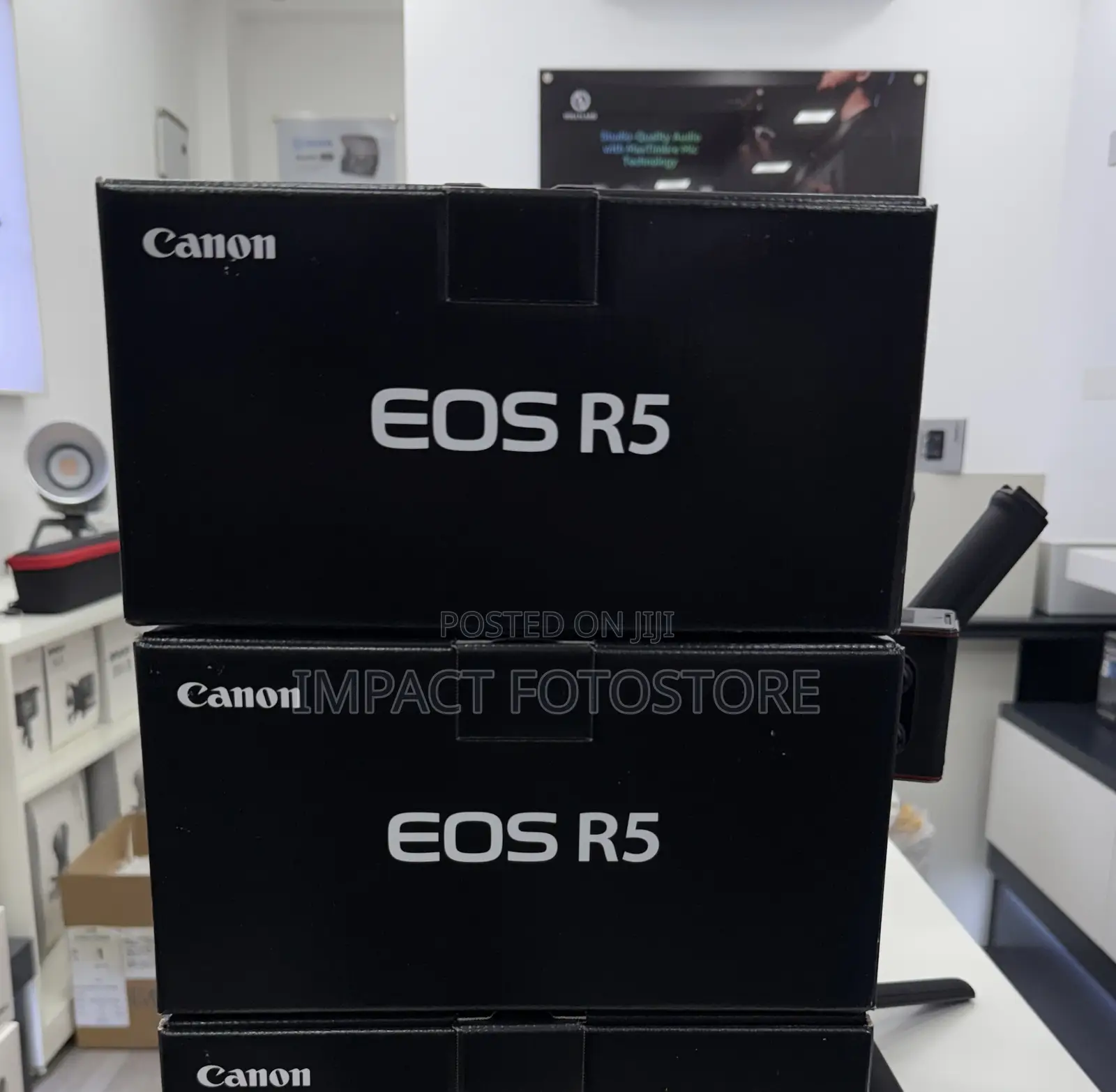 Canon Eos R5 Mirrorless Camera Body Only