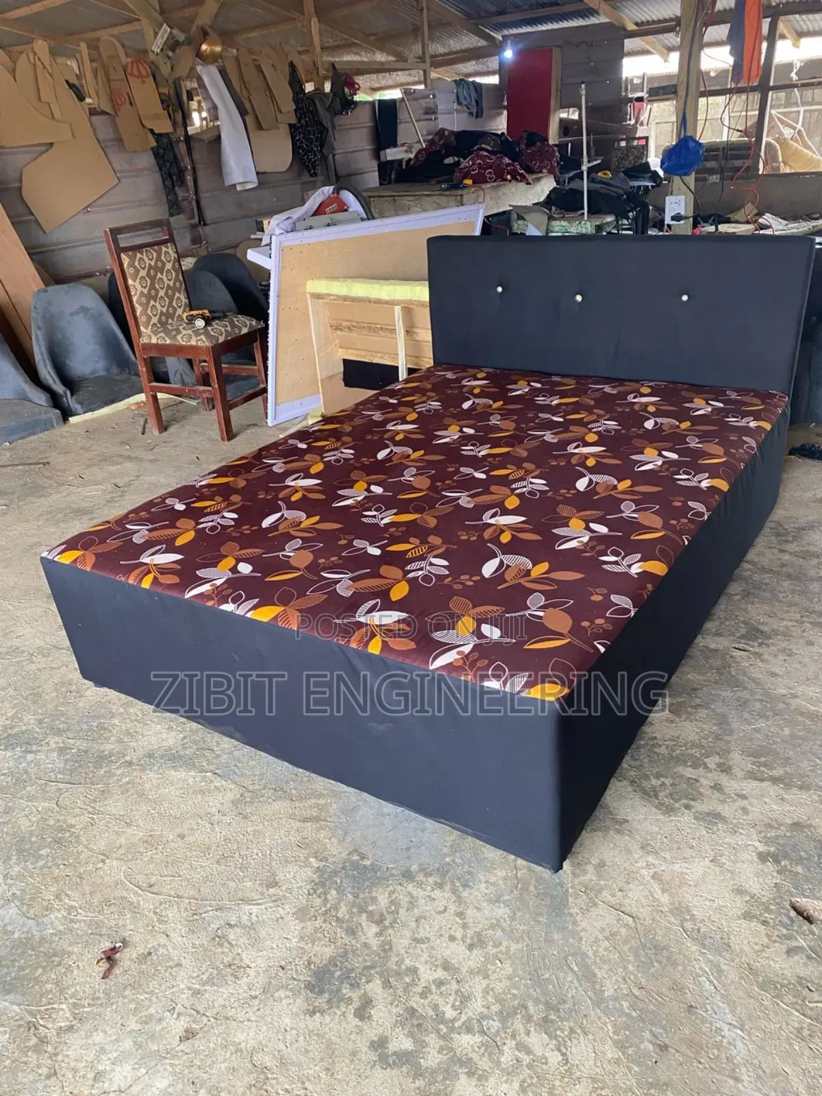 Double Bed Inbuilt