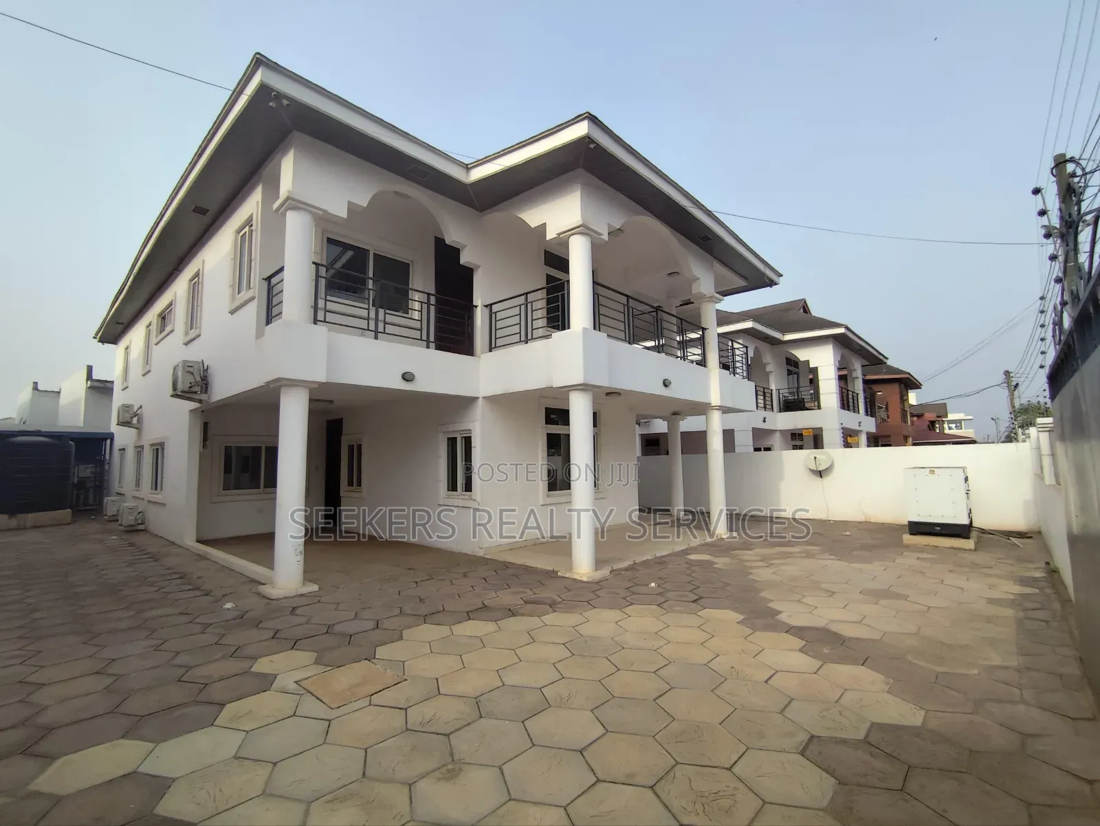 6bdrm House in Seekers Realty, East Legon for rent