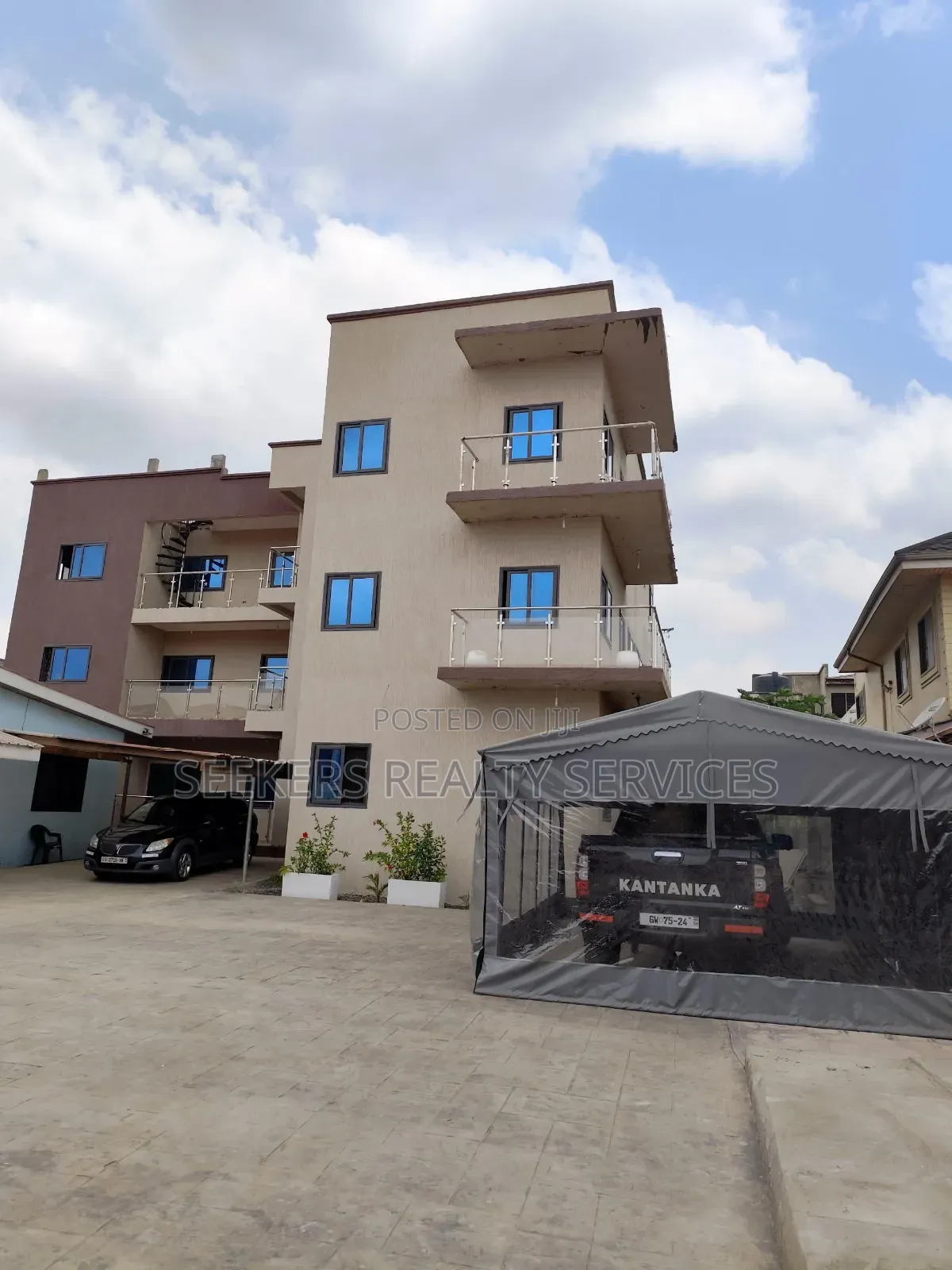 2bdrm Apartment in Seekers Realty, East Legon for rent