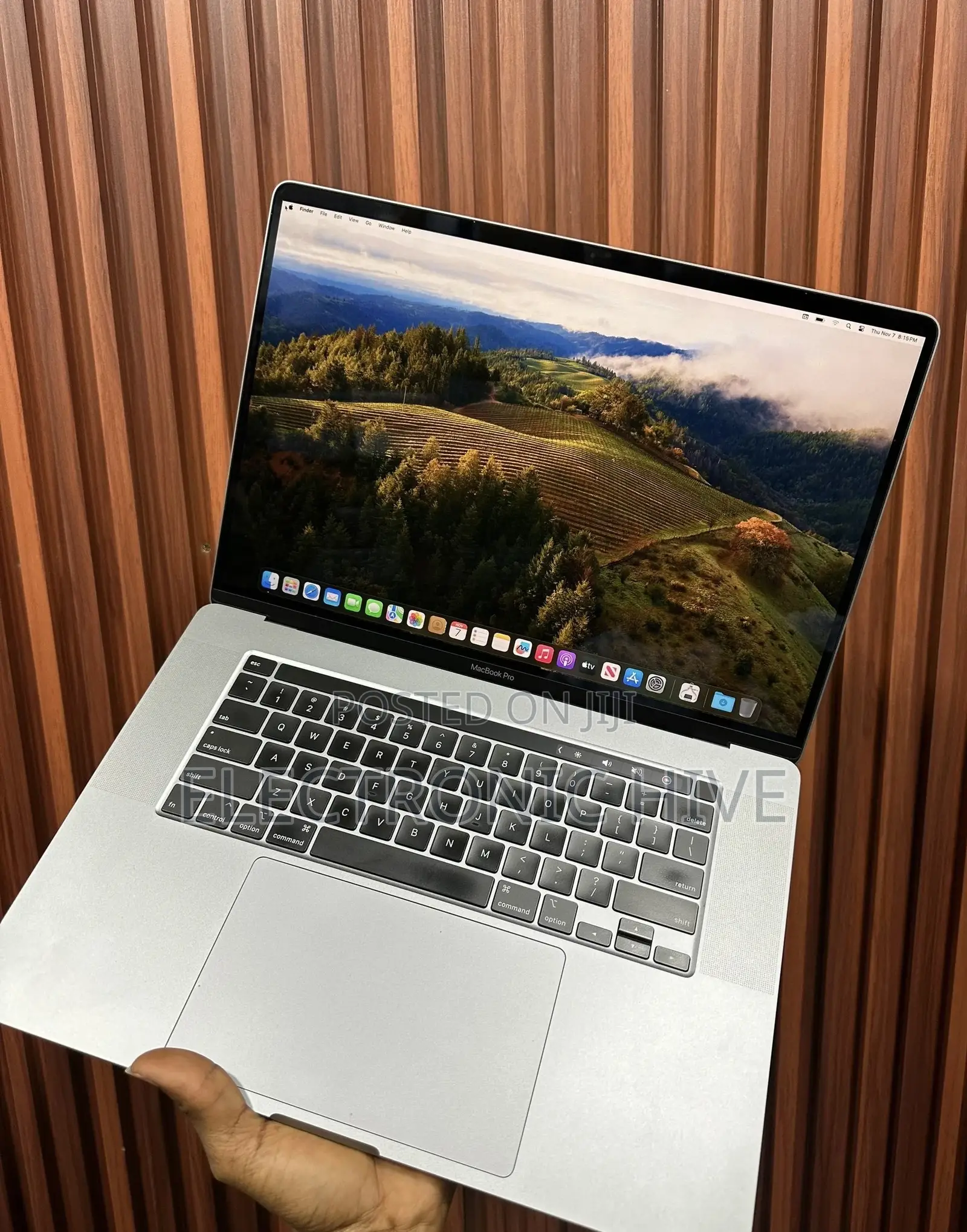Laptop Apple MacBook Pro 2019 16GB Intel Core I9 SSD 1T