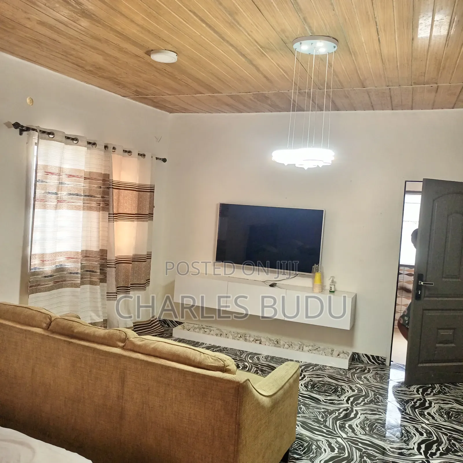 1bdrm Apartment in Ajlolo Estate, Lapaz for rent