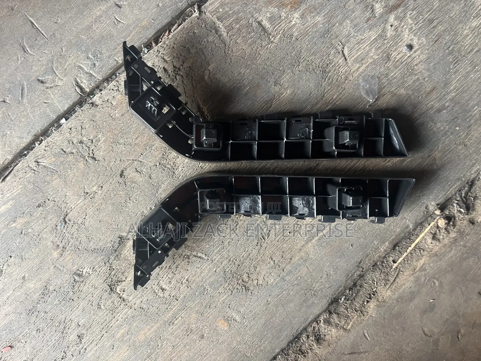 Civic 2016 Bumper Locker