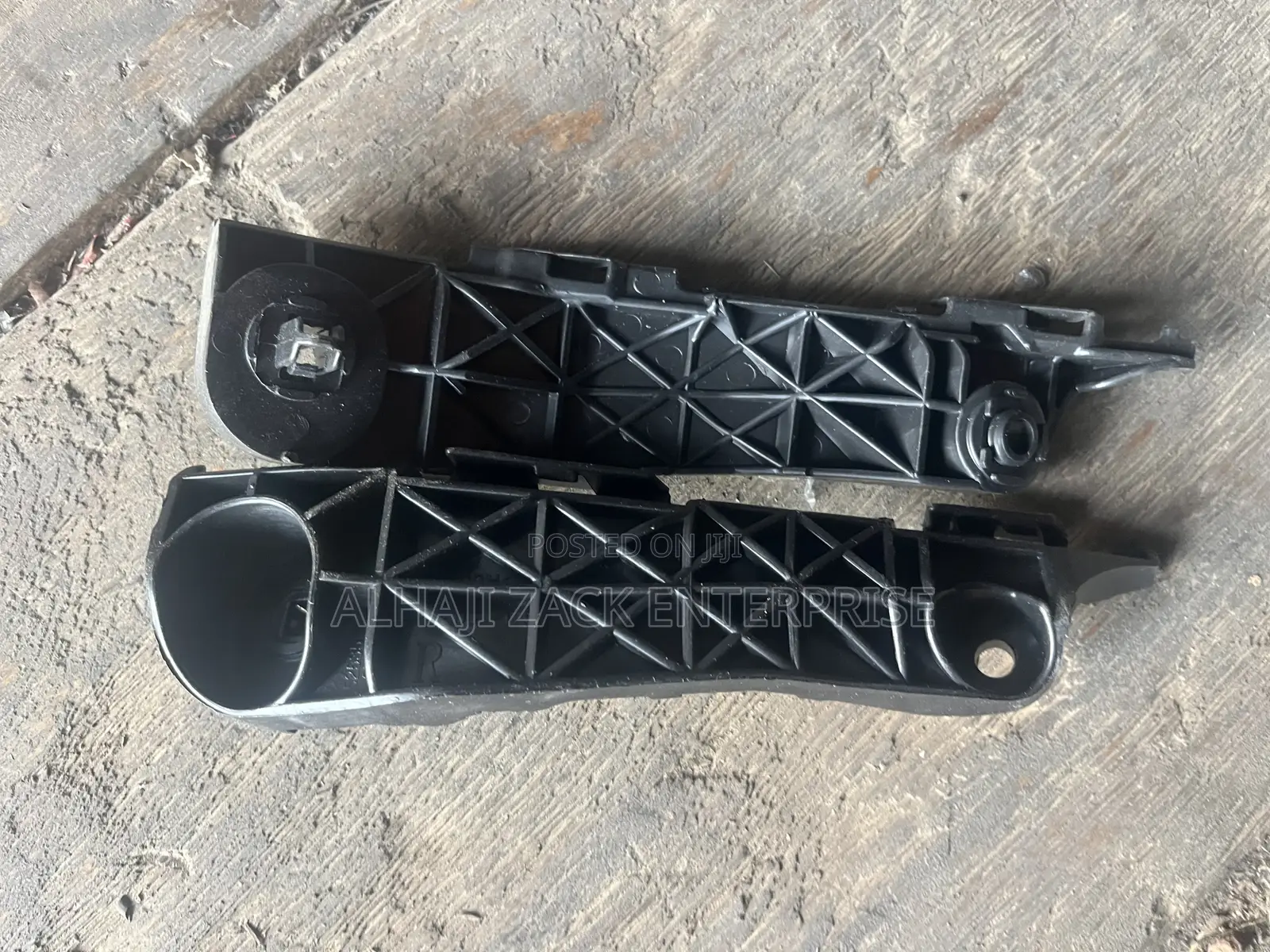 Rav 4 2008 Bumper Locker