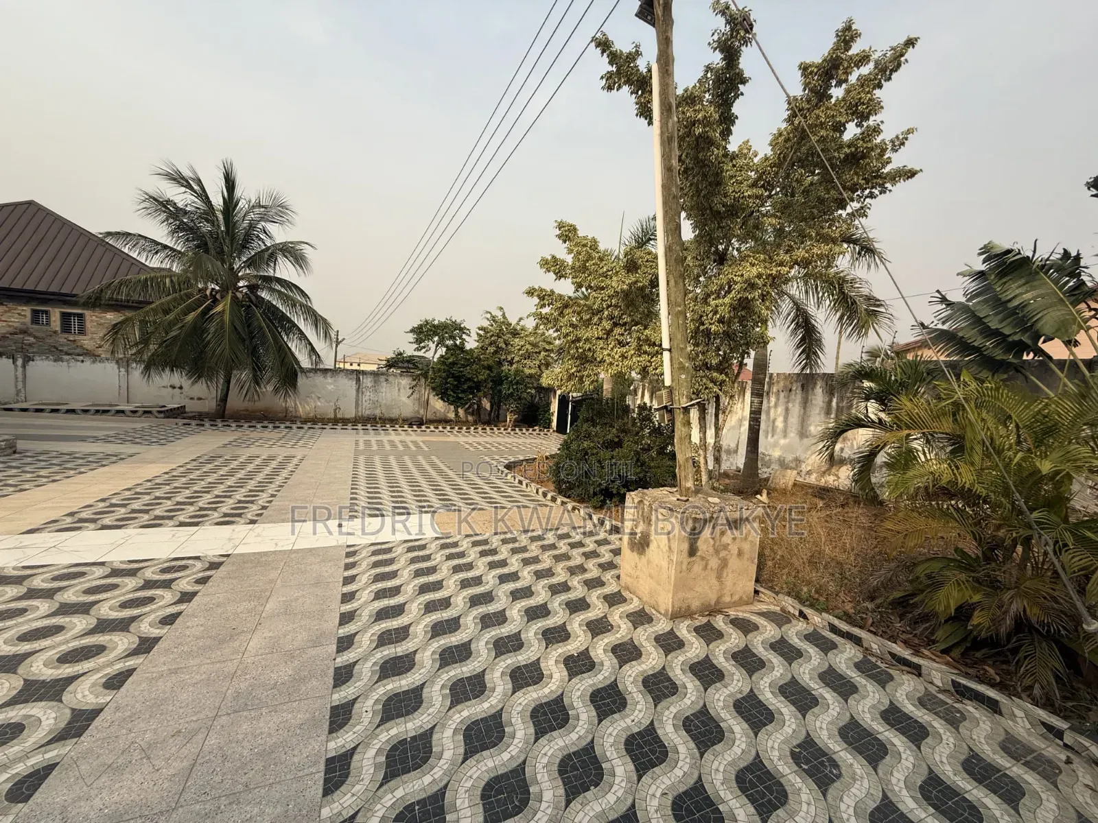 10bdrm House in 10 Bedrooms House for rent