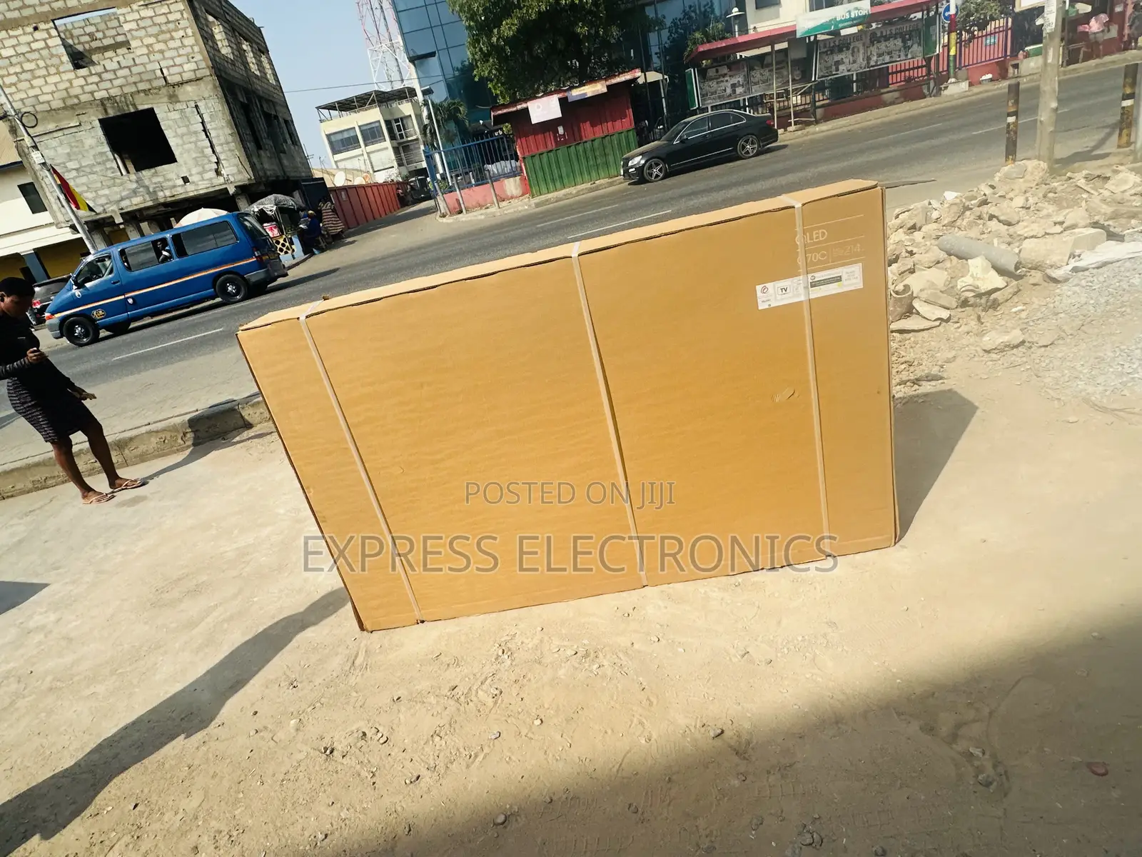 Samsung Qled Smart Glossy Screen 85”Q70