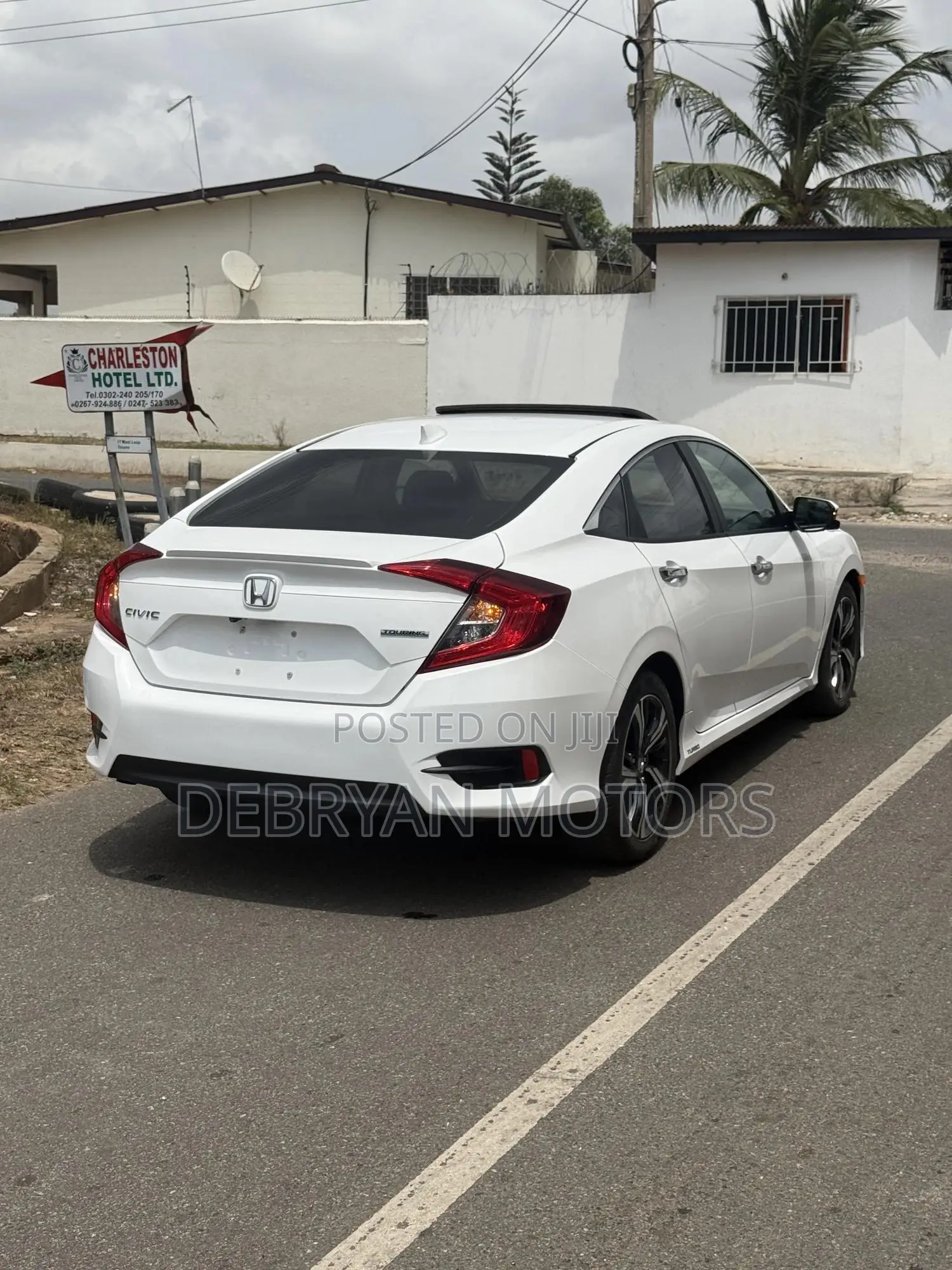Honda Civic Touring Sedan 2018 White