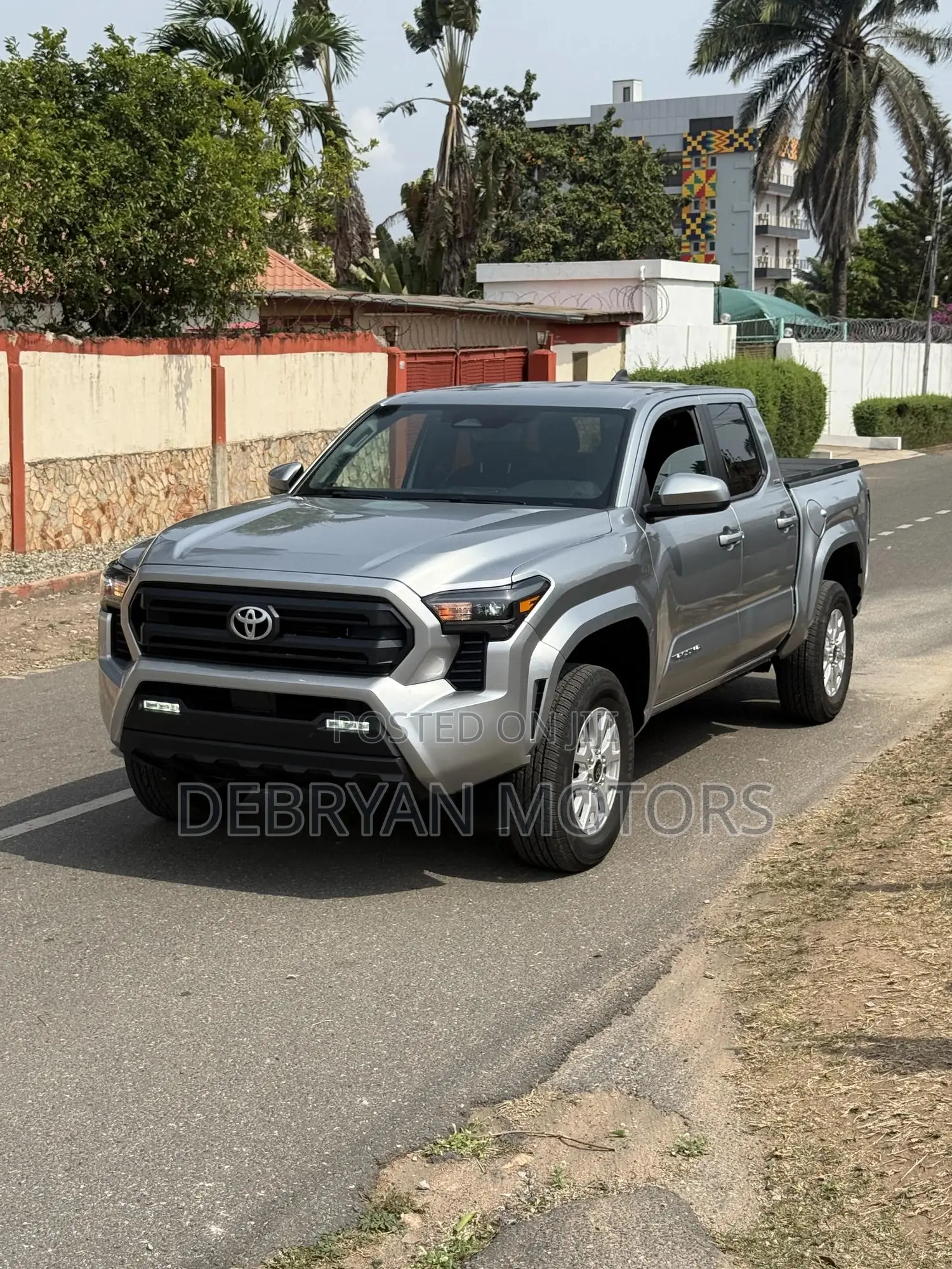 Toyota Tacoma SR5 Access Cab 6' Bed AT 2024 Silver
