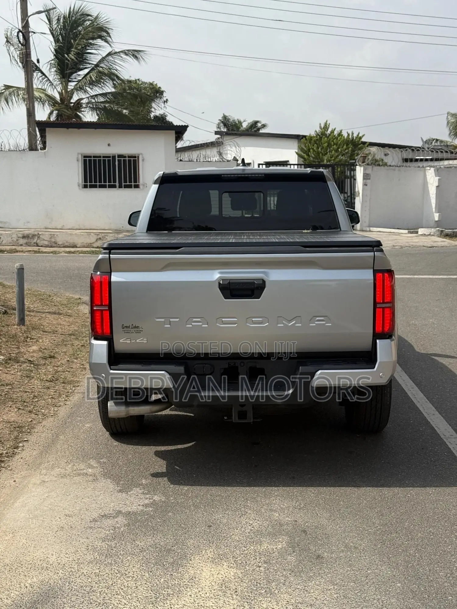 Toyota Tacoma SR5 Access Cab 6' Bed AT 2024 Silver