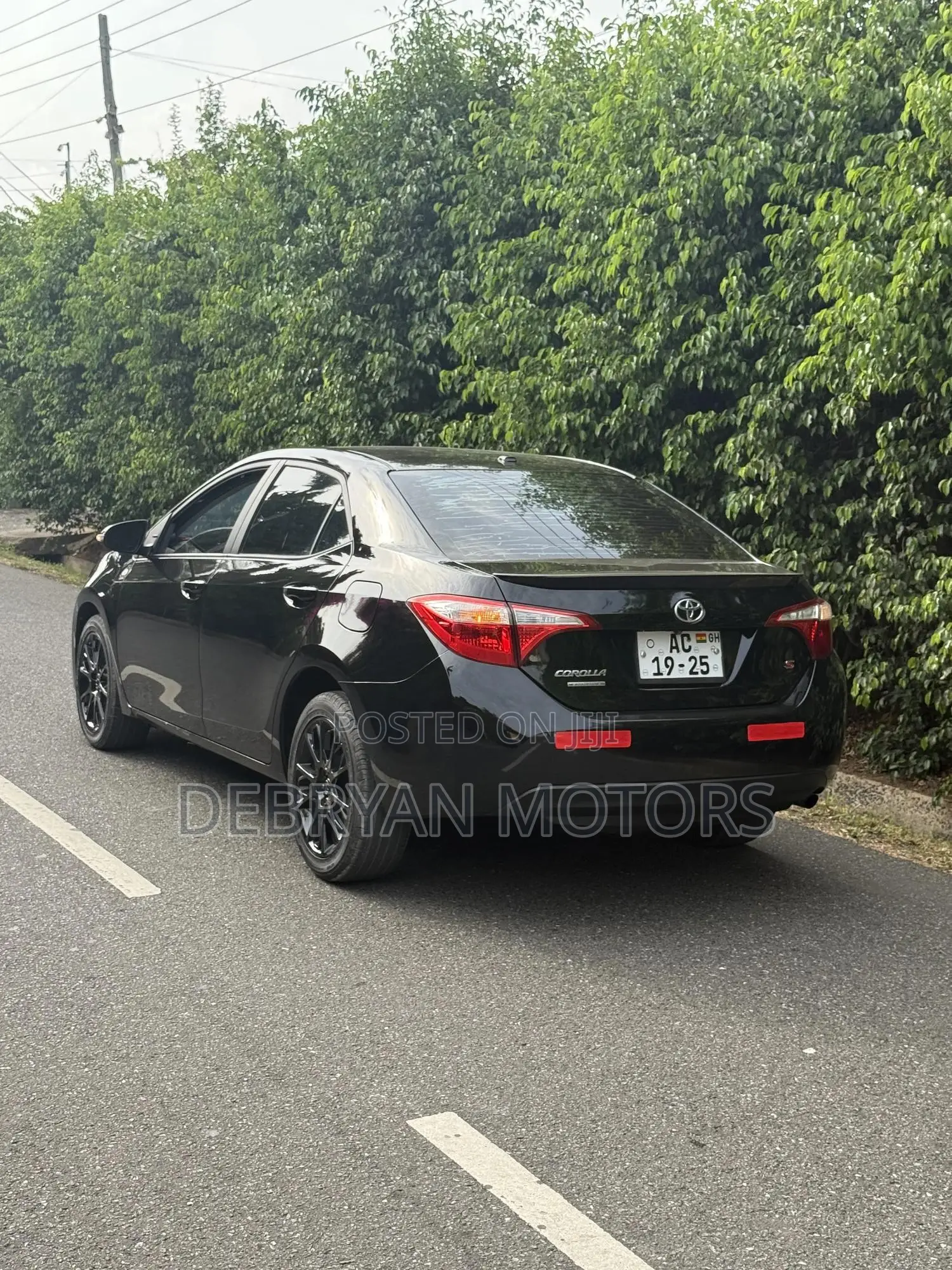 Toyota Corolla S w/Special Edition Pkg (1.8L 4cyl CVT) 2016 Black