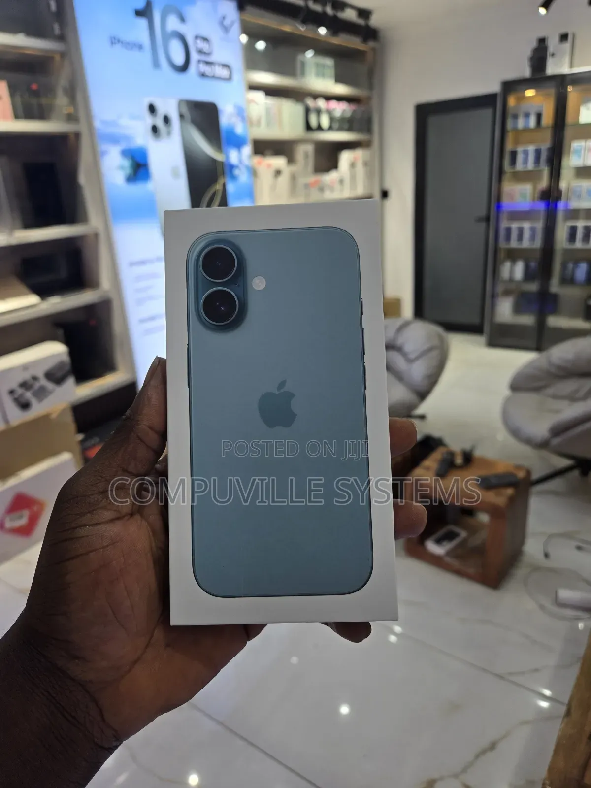 New Apple iPhone 16 128 GB Green