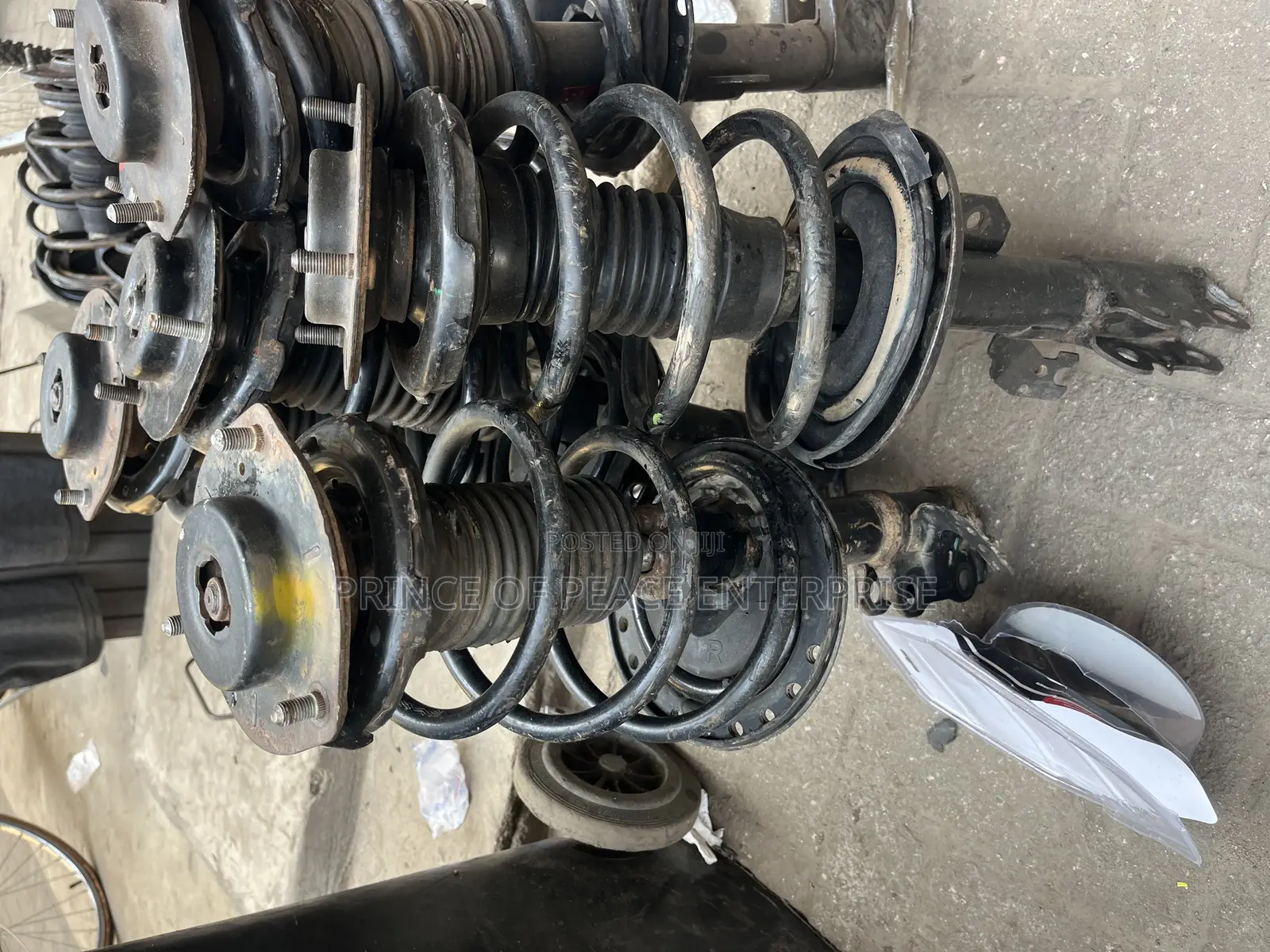 Highlander 2006 2007 2008 Front Shock Absorbers Use