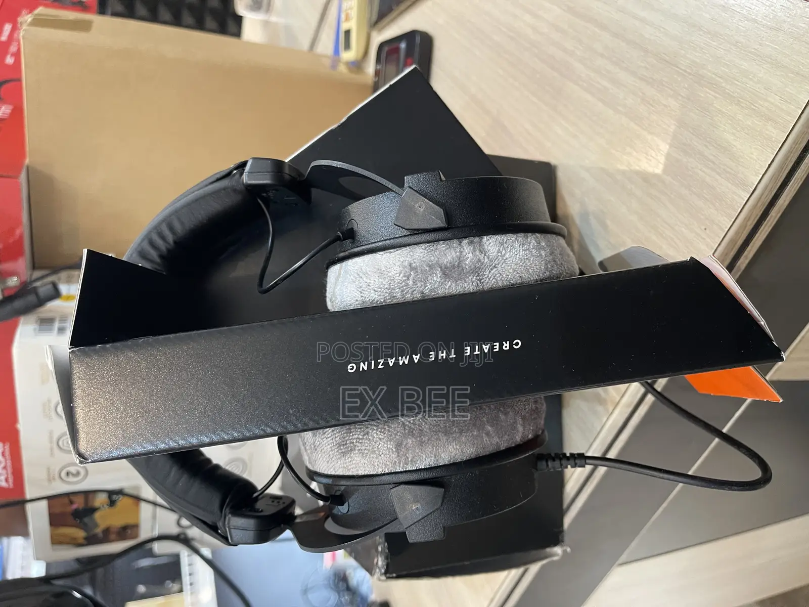Beyerdynamic Dt 990 Pro Studio Headphones 250 Ohm