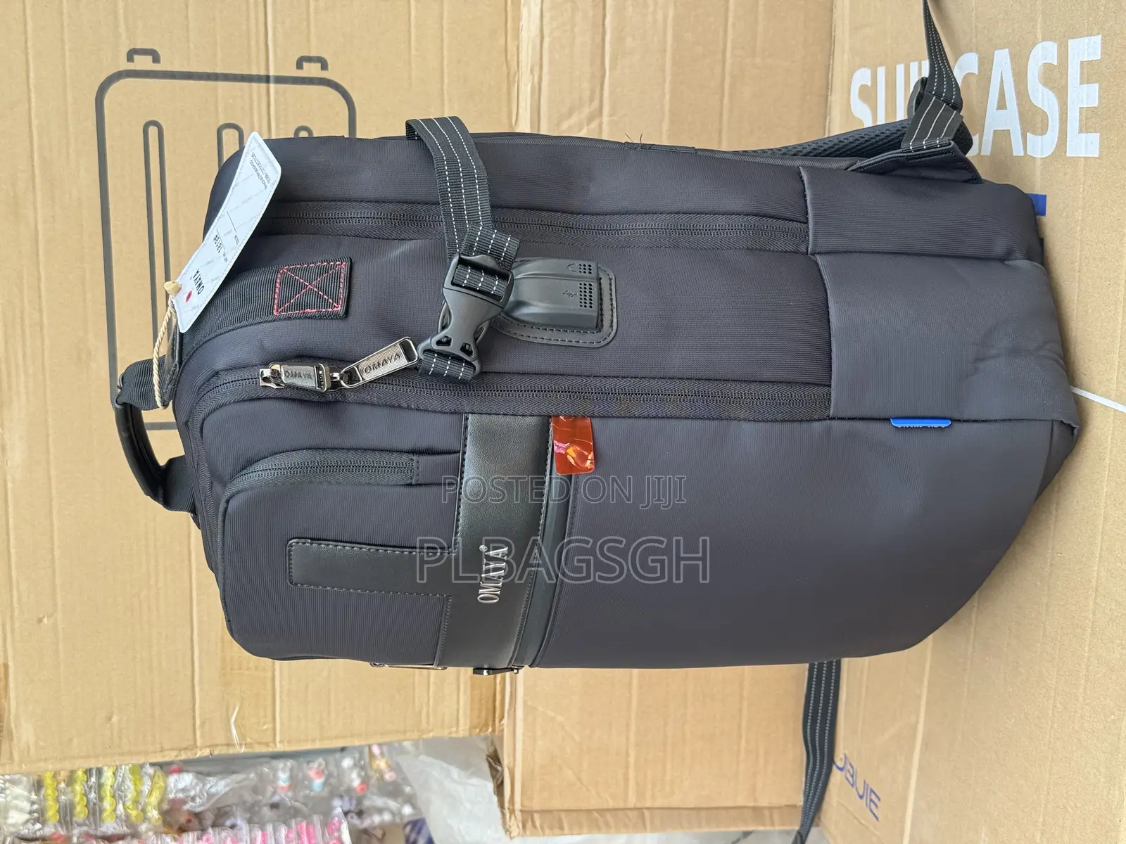 Omaya Large-Capacity Bag Waterproof Multi-Functional