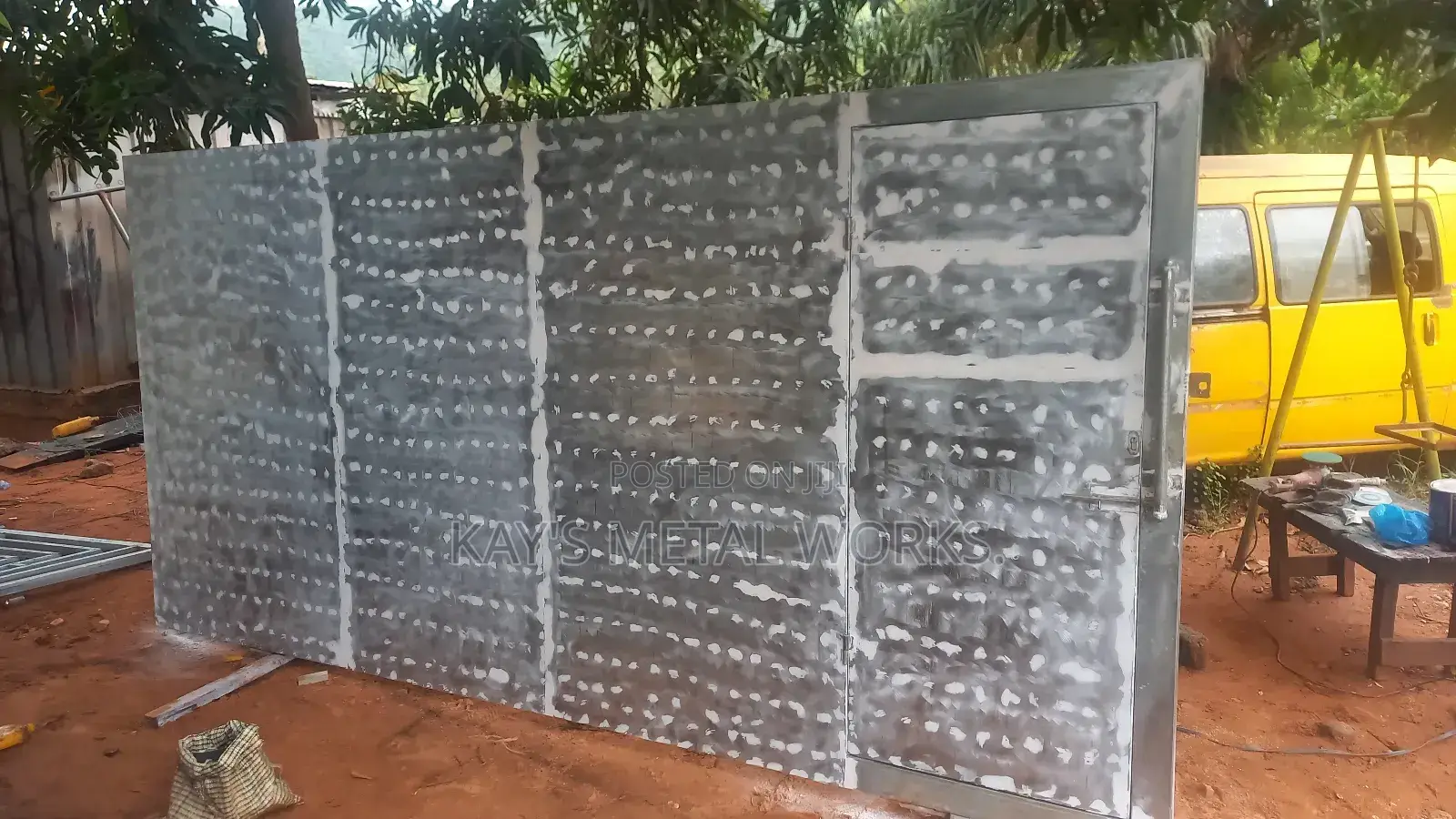" Gate Gate