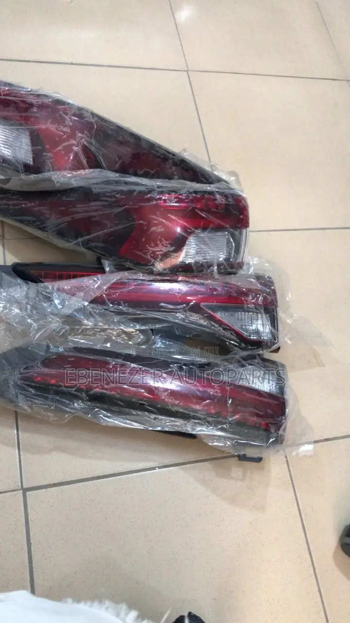 Mitsubishi Outlander 2022,2023,2024 Back Lights Complete