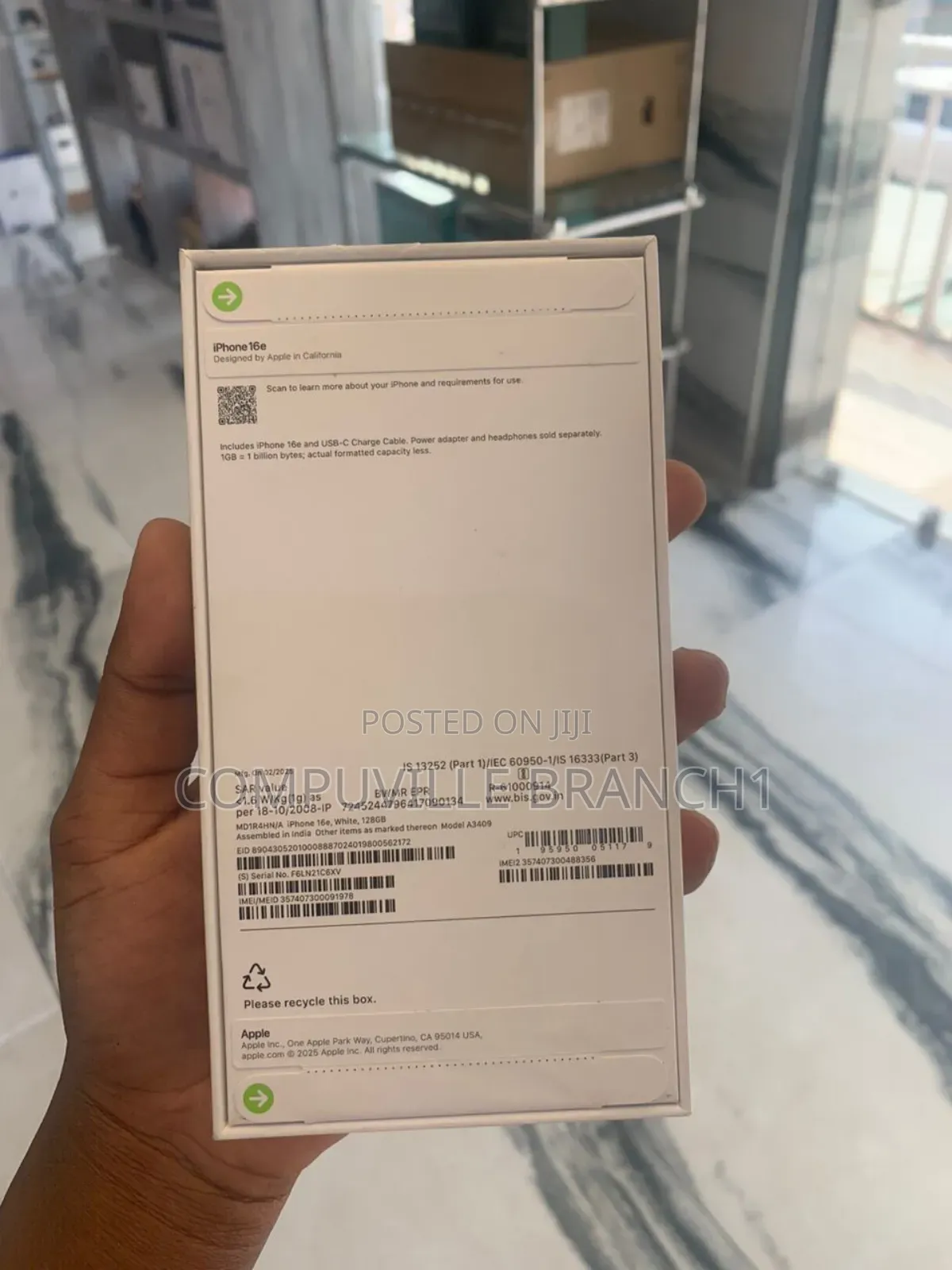 New Apple iPhone 16e 128 GB White