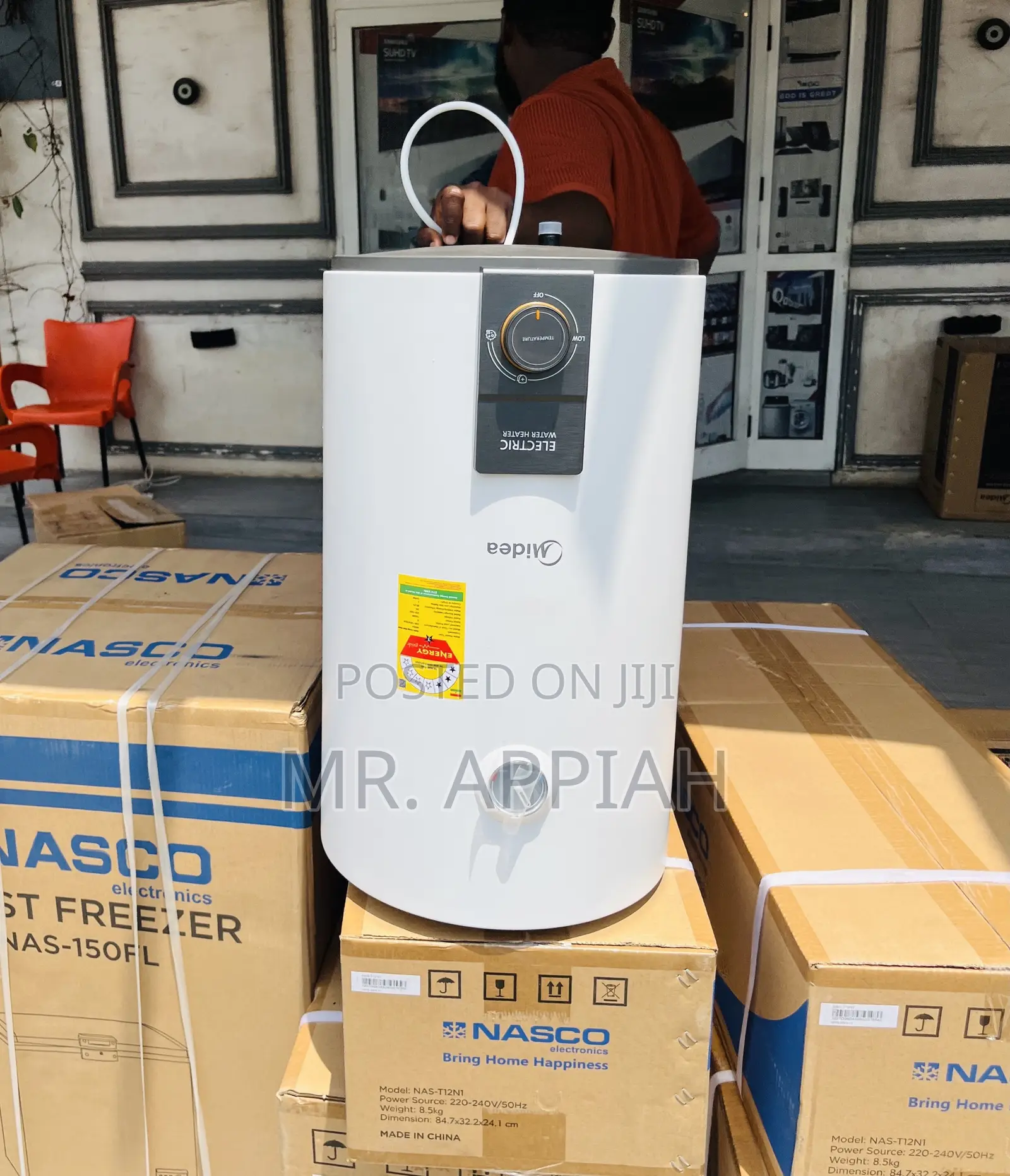 Durable and Reliable Midea 30 Liters Water Heater.