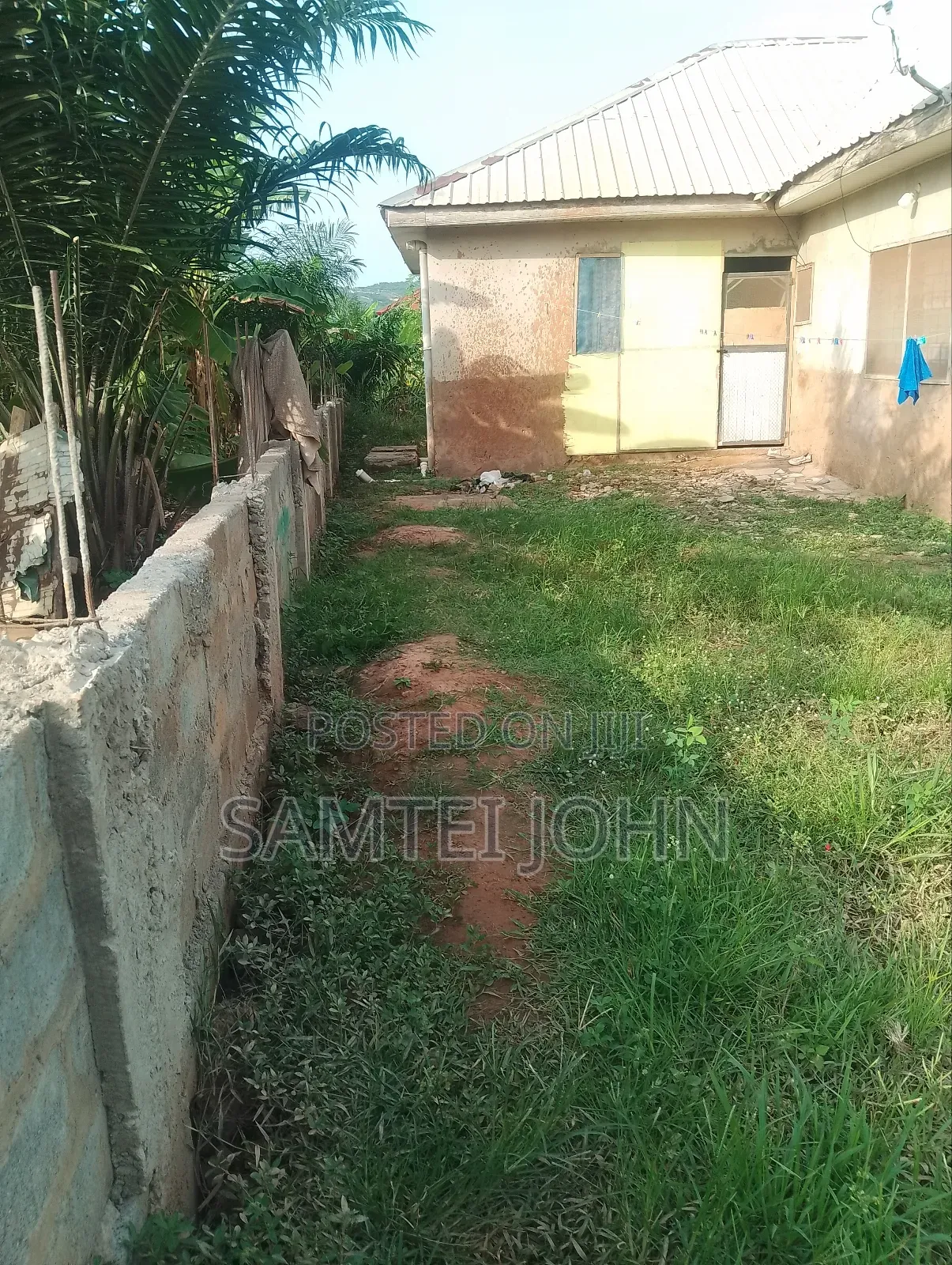 3bdrm Apartment in Sinco Properties, Oyibi for sale