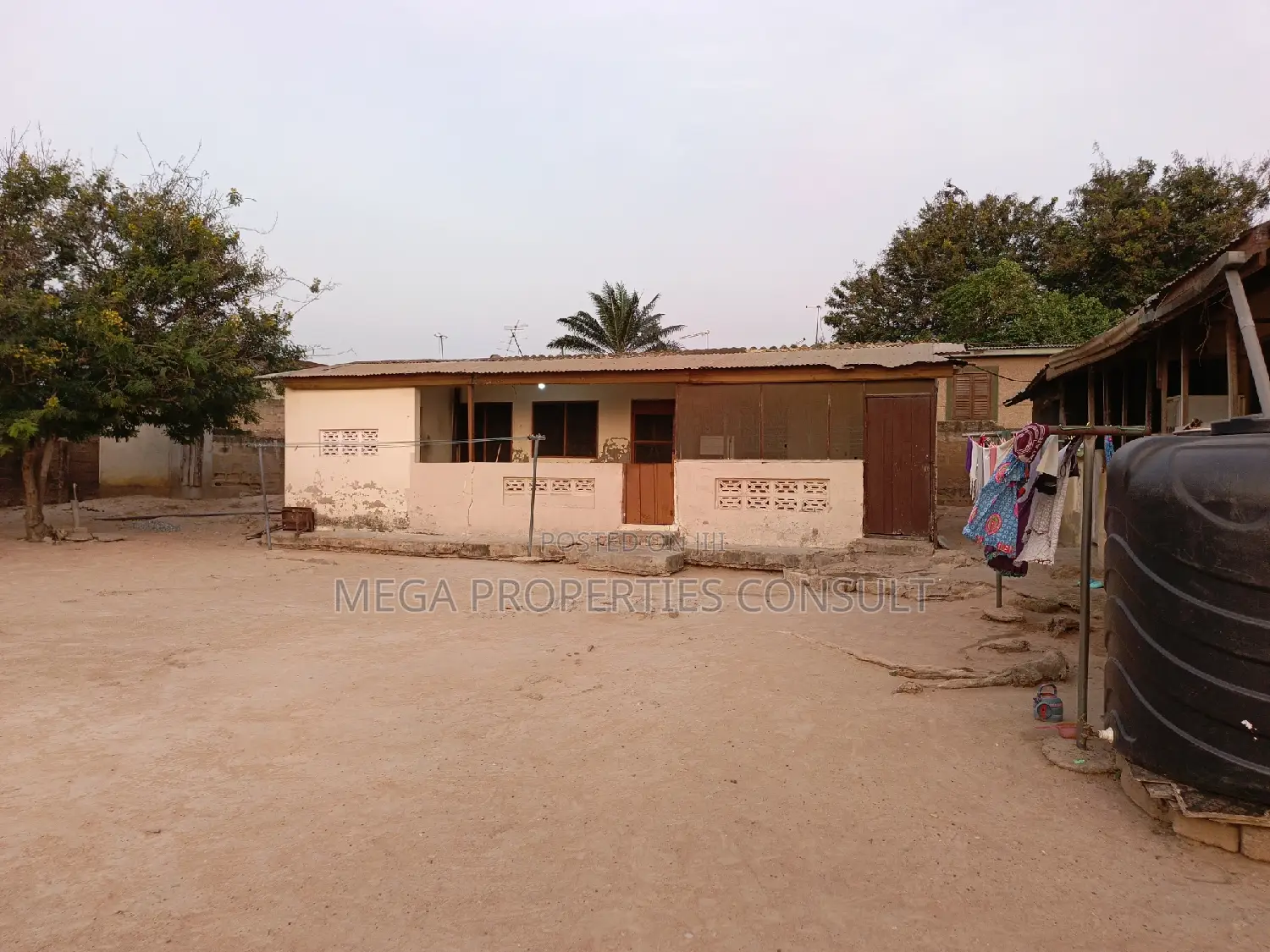 4bdrm House in Achimota for sale