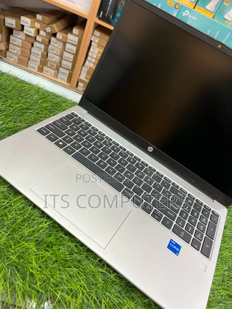 New Laptop HP 250 G10 8GB Intel Core I5 SSD 512GB