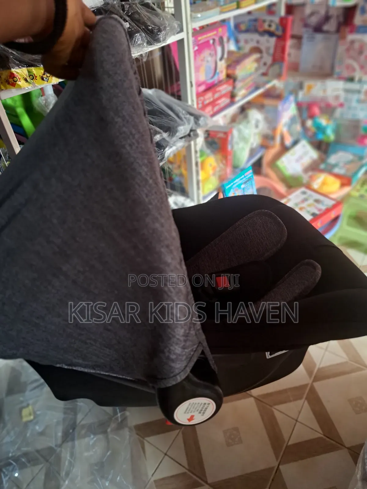 Baby Car Seat or Carry Cot 0 to 24months
