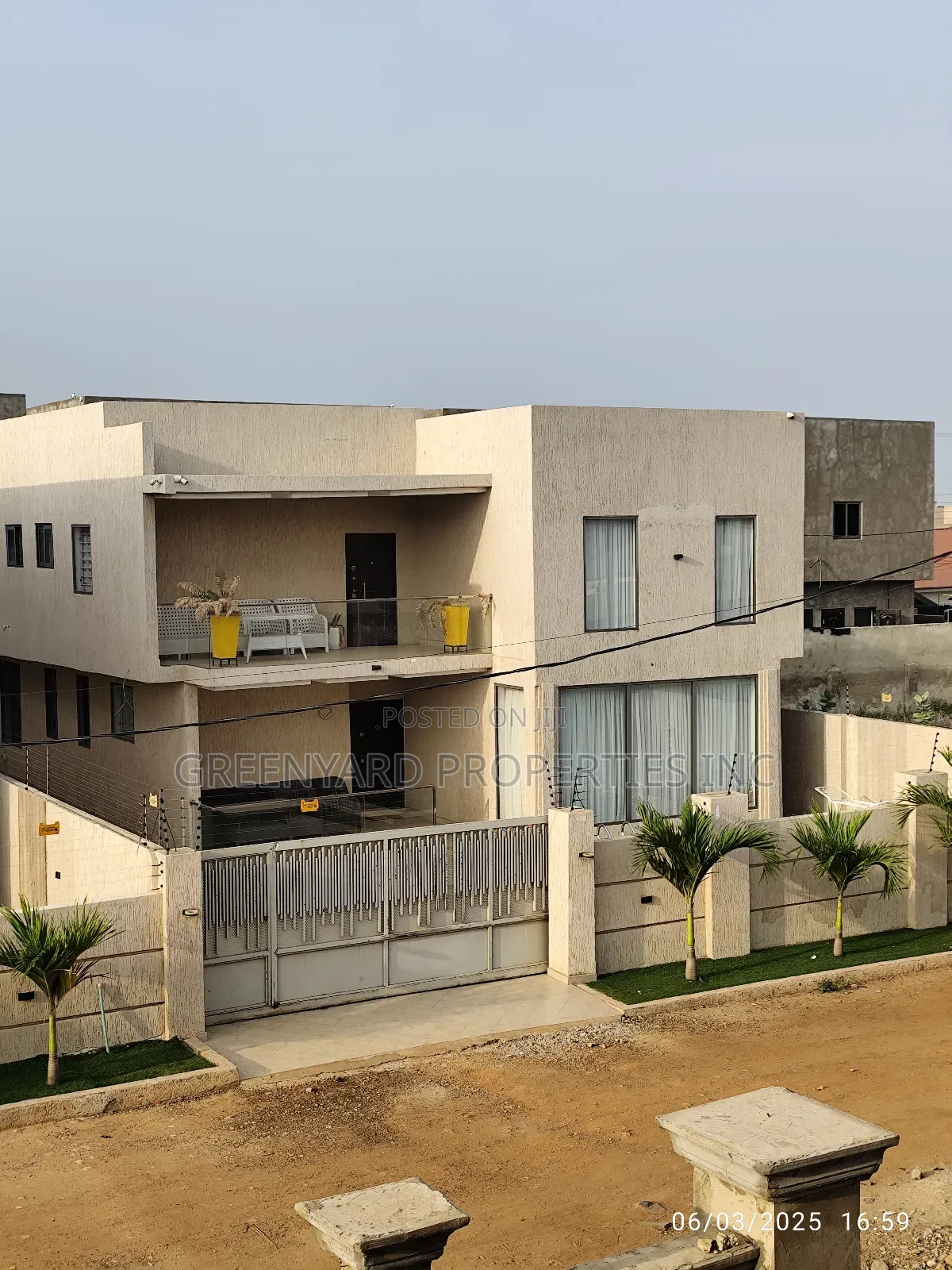 4bdrm House in Ars, East Legon for sale