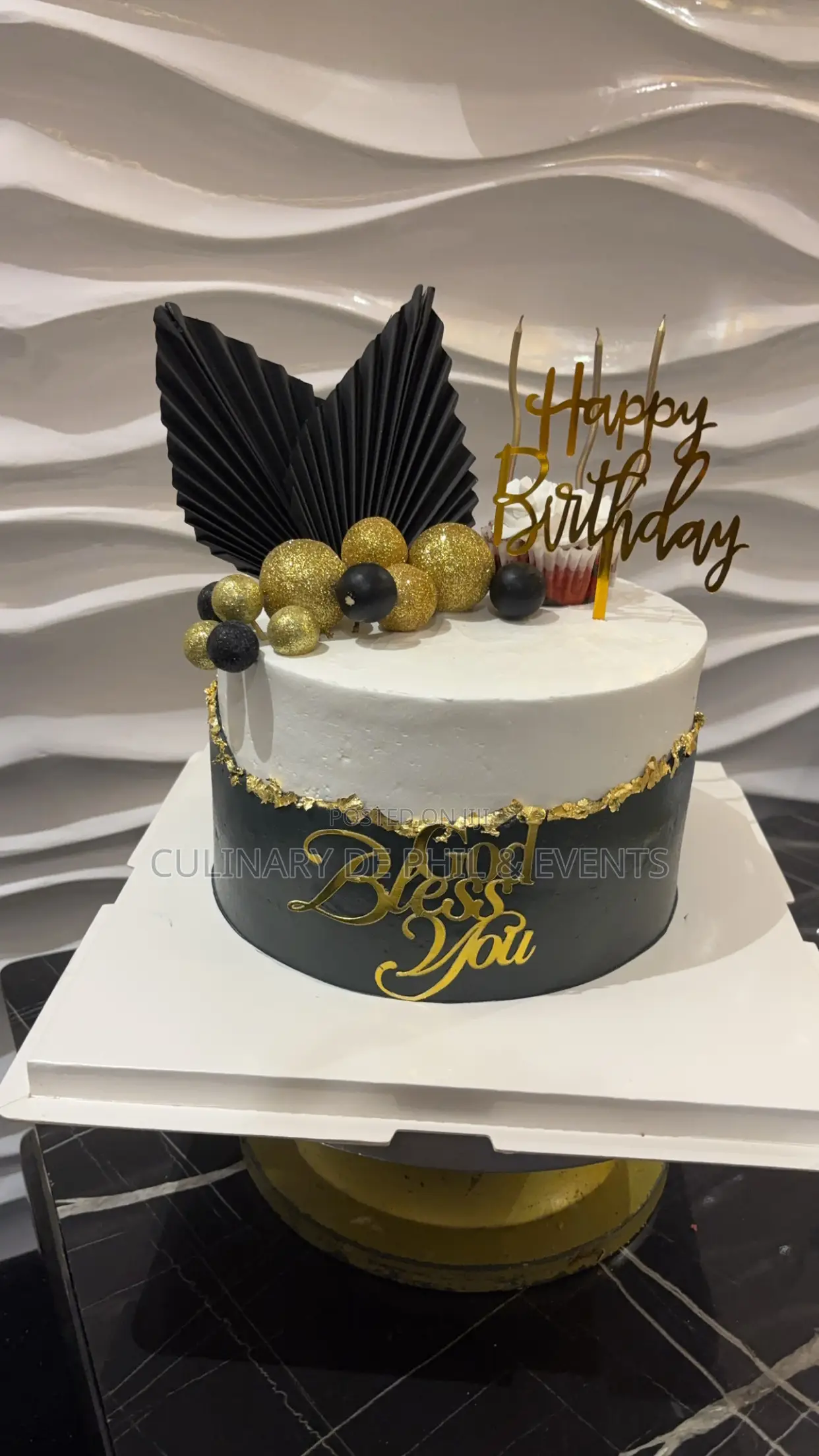 Blue and White Theme Cake
